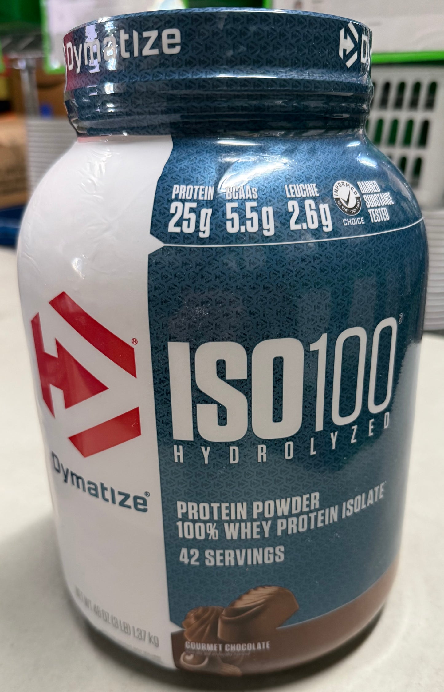 Dymatize ISO100 Hydrolyzed Protein Powder, 100% Whey Isolate Protein, 25g of Protein, 5.5g BCAAs, Gluten Free, Fast Absorbing, Easy Digesting, Gourmet Chocolate, 3 Pound (42 Servings)