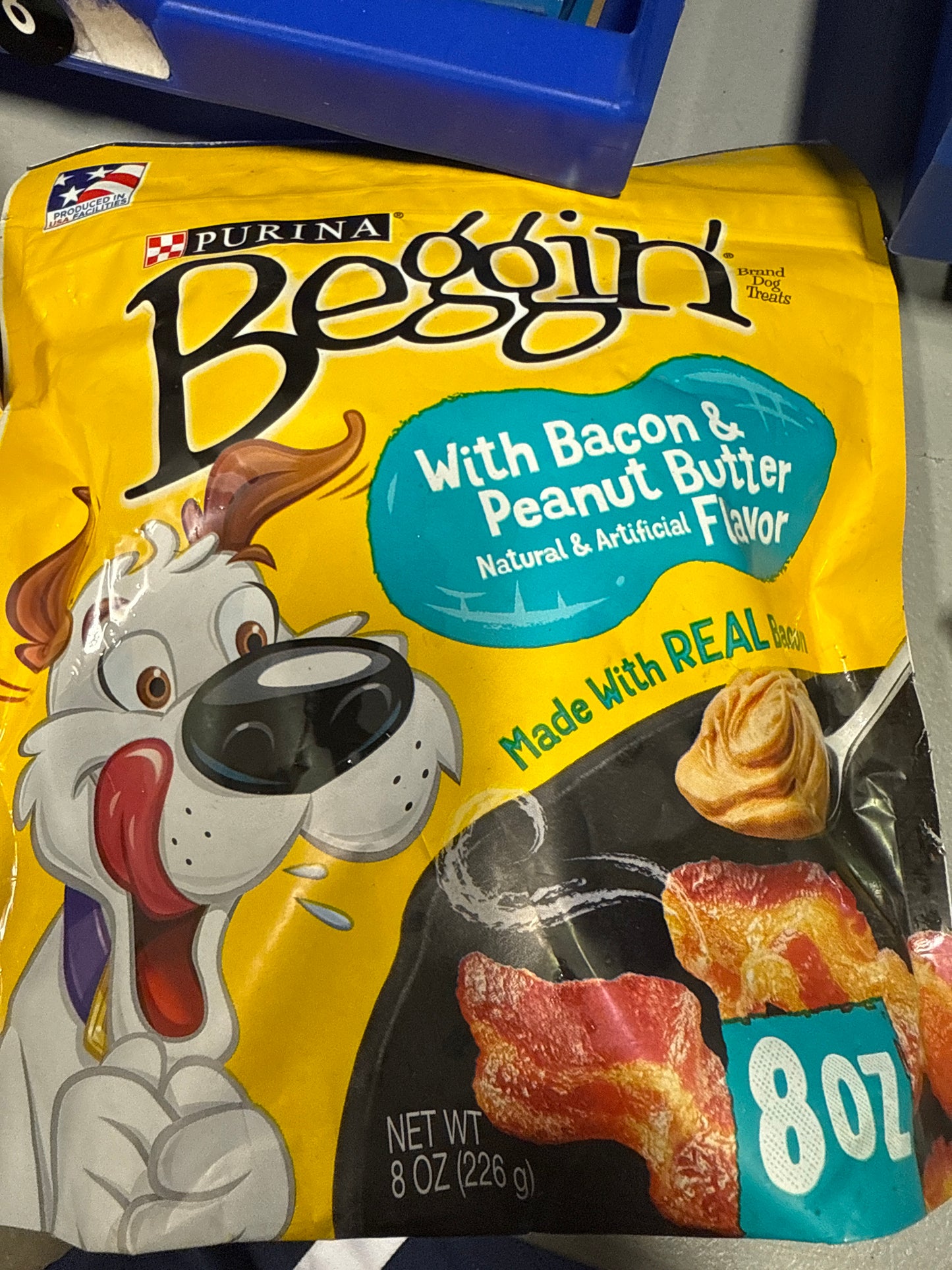 Purina Beggin' Strips With Real Meat Dog Treats With Bacon and Peanut Butter Flavors 8oz