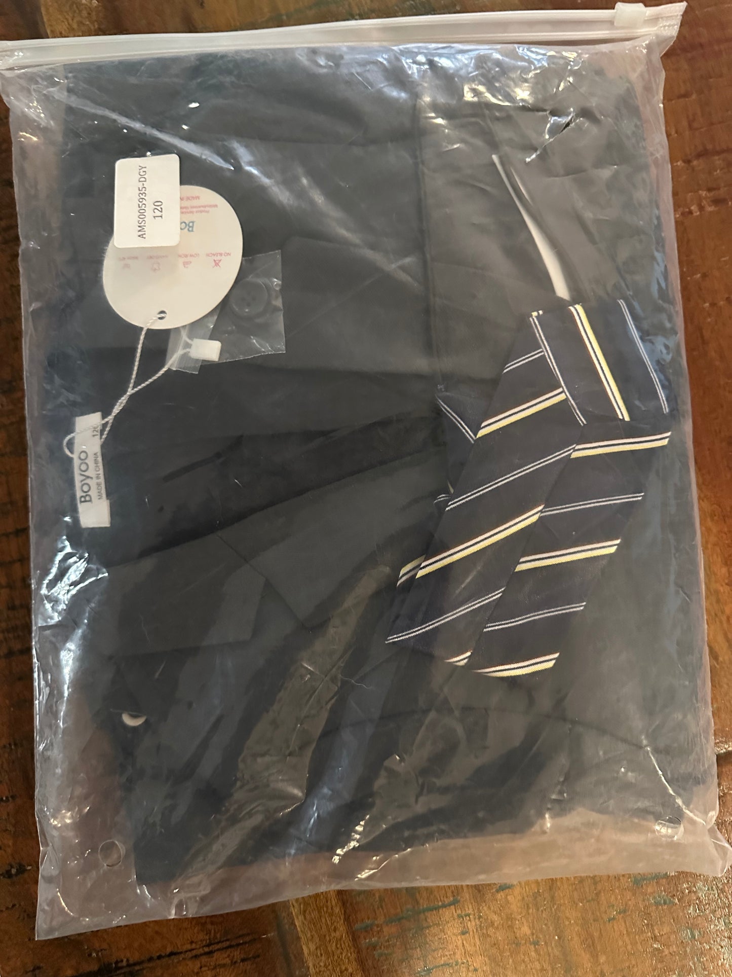 Boys 4-Piece Suit Set (5T)