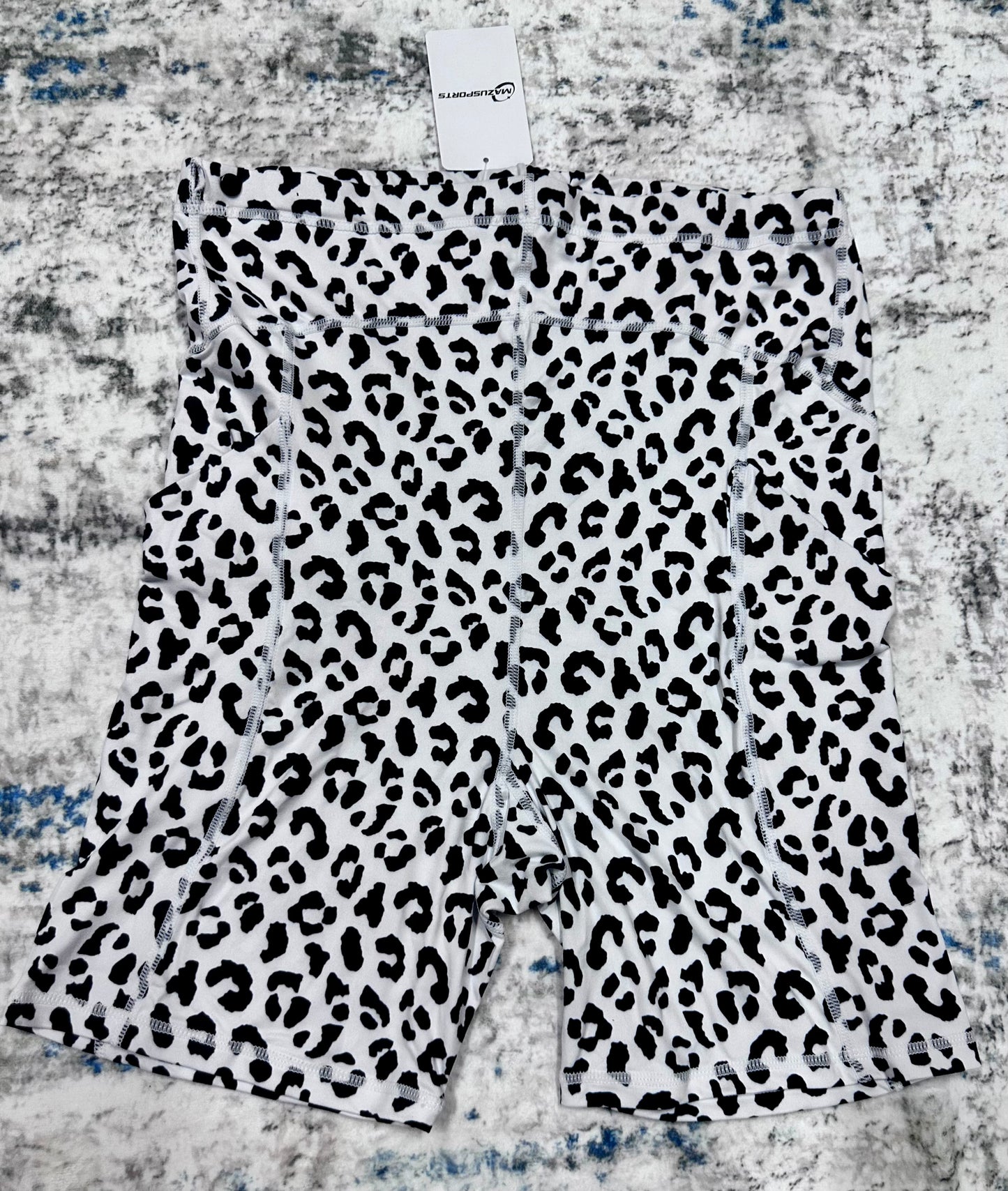White Leopard Print Stretchy Summer Mid Thigh Legging (Size Small)