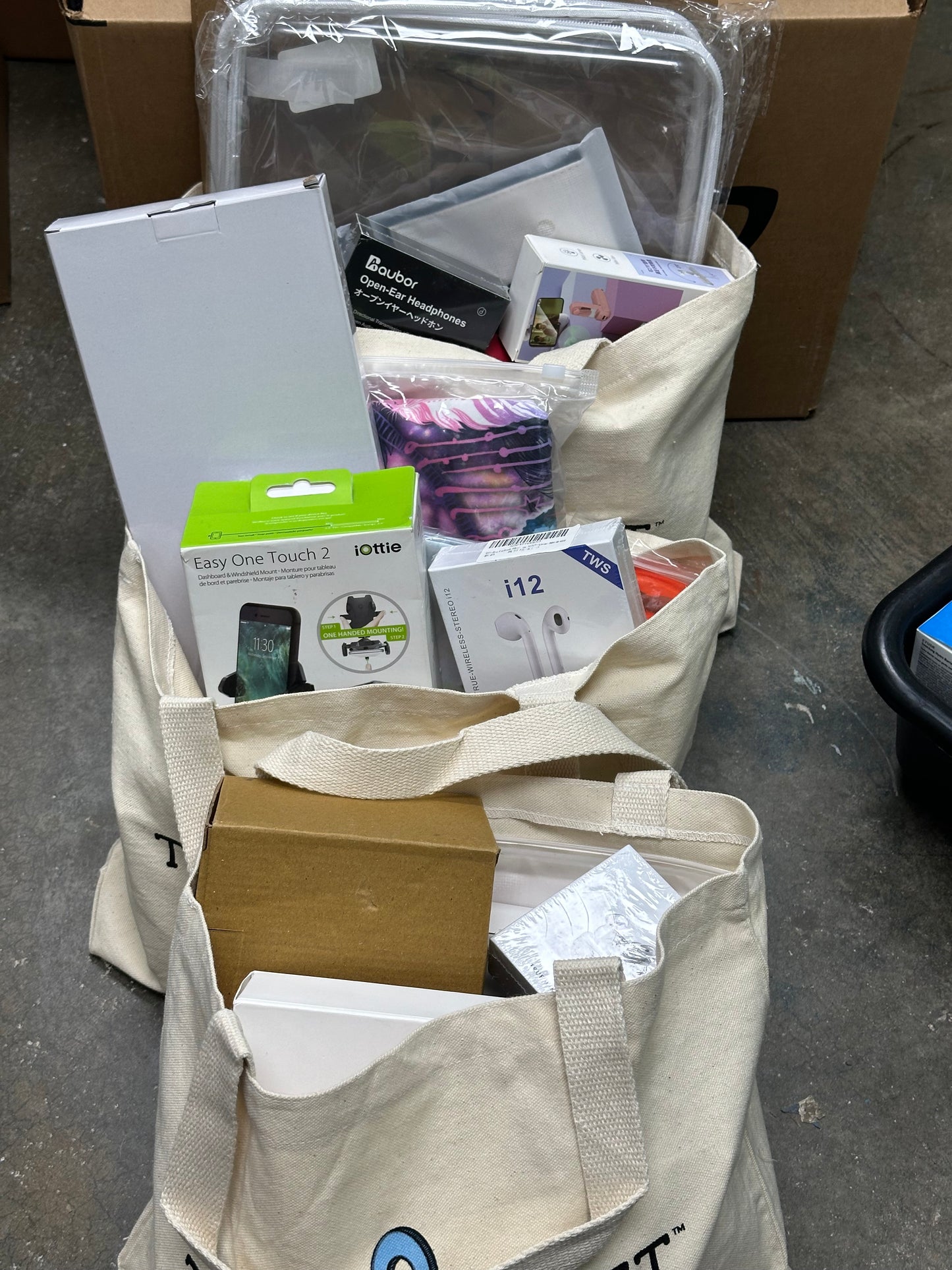 Zu Is Home Alone - Mystery Bags