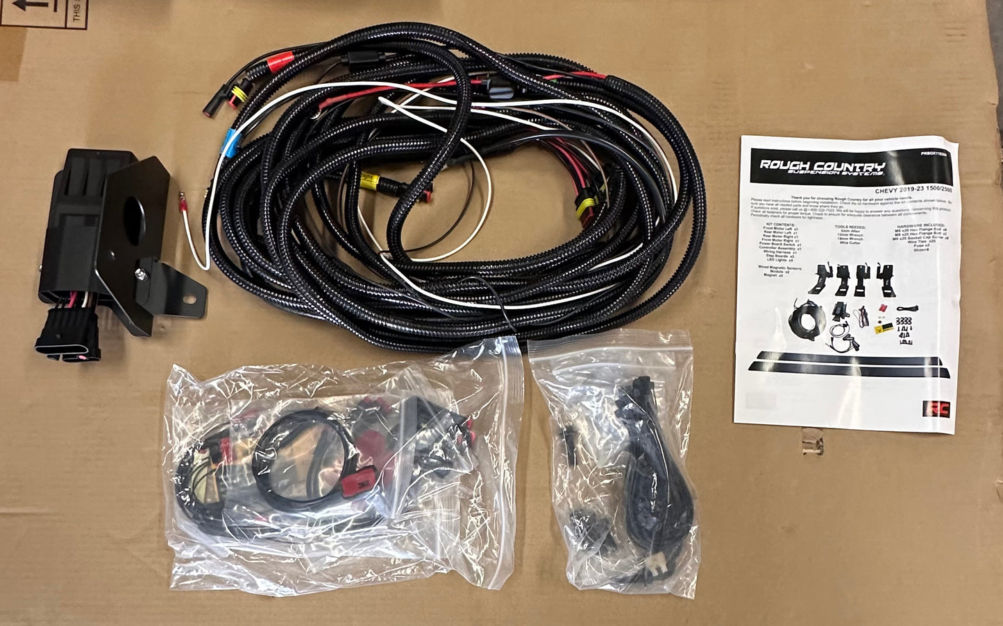 New - Rough Country Retractable Power Running Boards with LED Step Lights for Chevy Silverado & GMC Sierra 1500/2500HD/3500HD Crew Cab (G750)