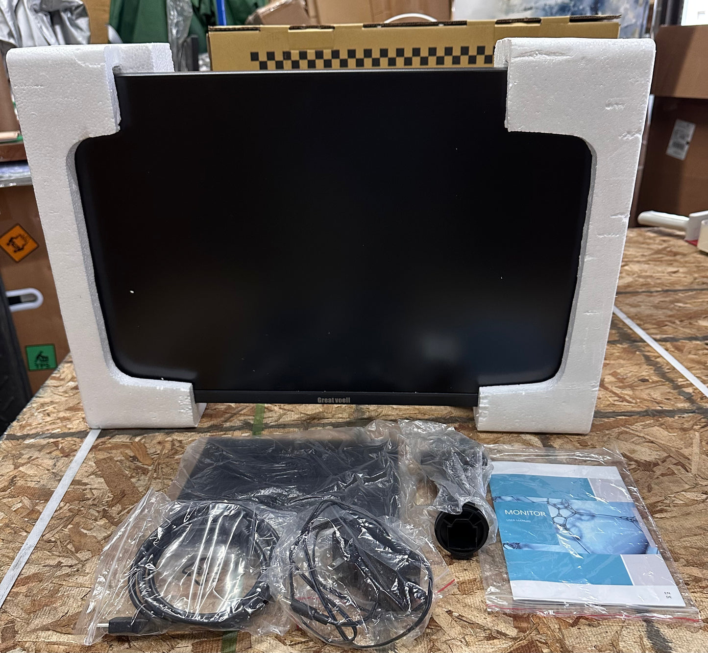 24” Monitor, 16:9 Aspect Ratio, 75HZ FHD LED Display 99% sRGB - Thin Bezel Design - Eye-Care Technology - HDMI VGA Connectivity (R669)