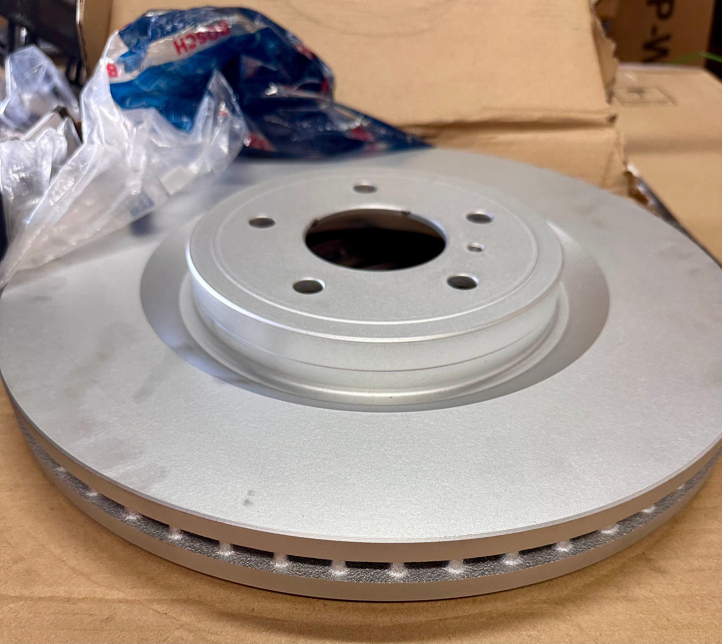 New - BOSCH 40011484 QuietCast Premium Disc Brake Rotor, Set of 2 (G749)