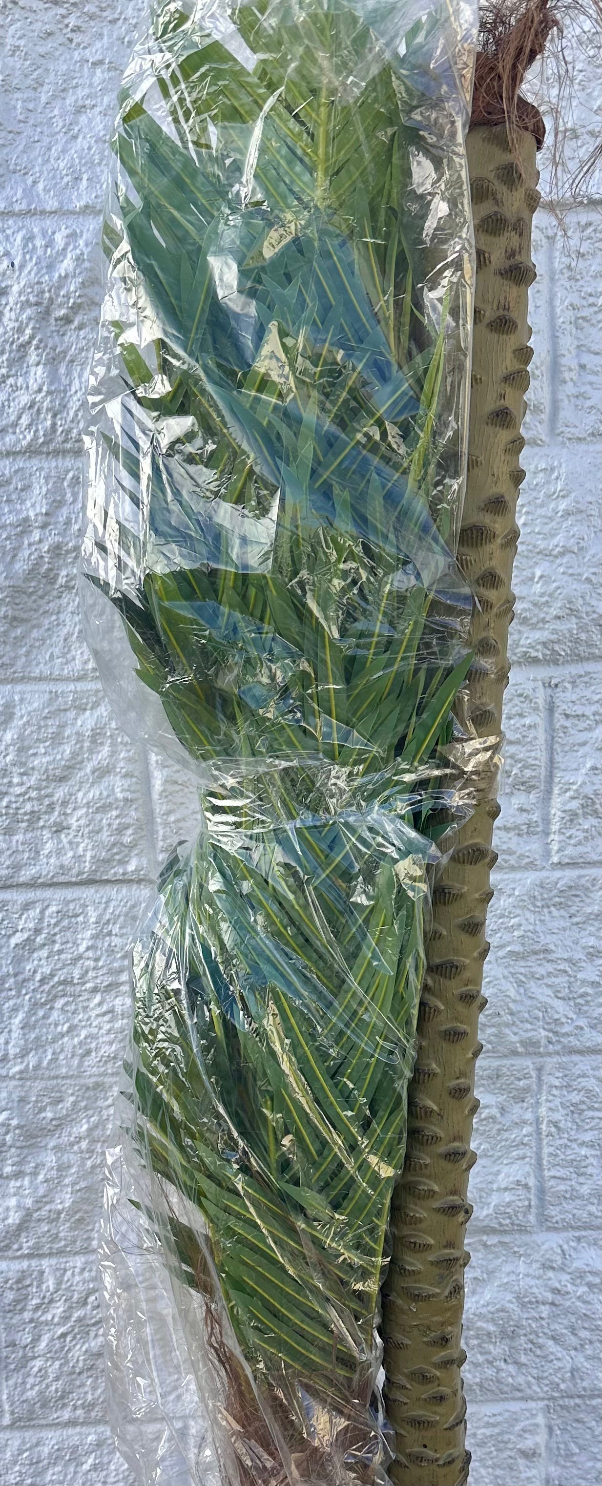 Artificial Palm Tree, 10ft for Outdoors, Faux Triple Phoenix Palm with 18 Leaves, 120 Inch Tall Large Tropical Palm Tree for Patio, Poolside, Garden, Home, Office Decor (10feet,1Pack) (L1161)