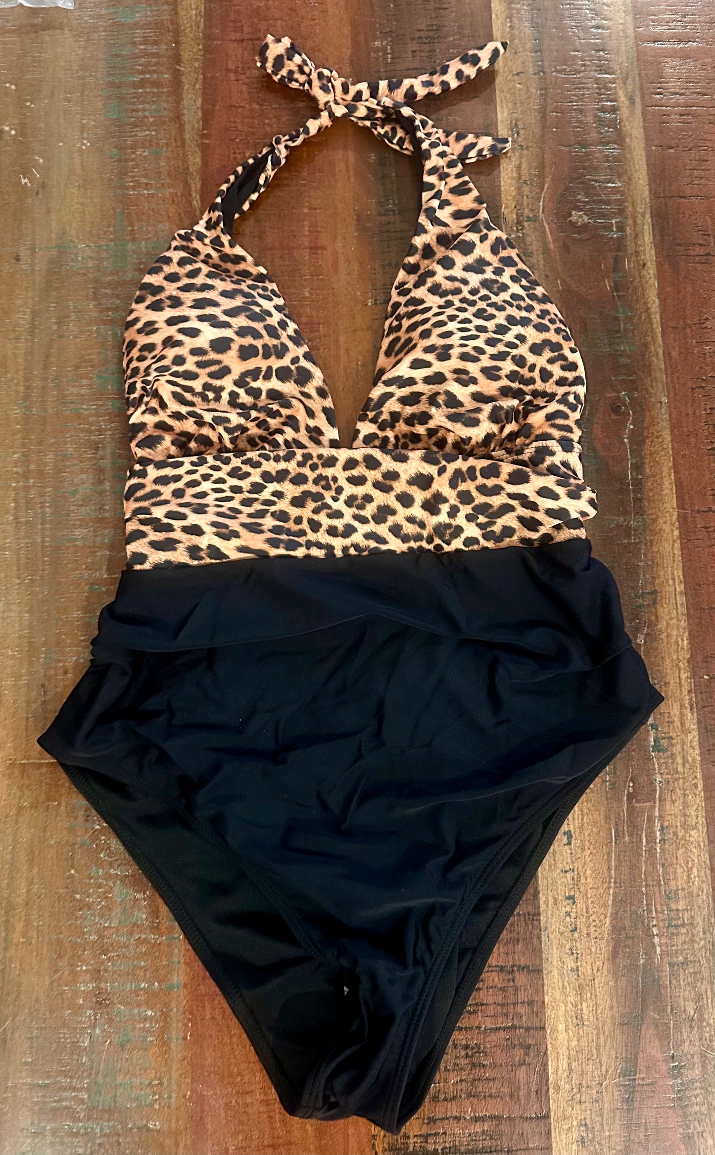 Sexy One Piece Bathing Suit,Tummy Control Halter Print, One Piece Swimsuit Black Leopard (Size XXL)