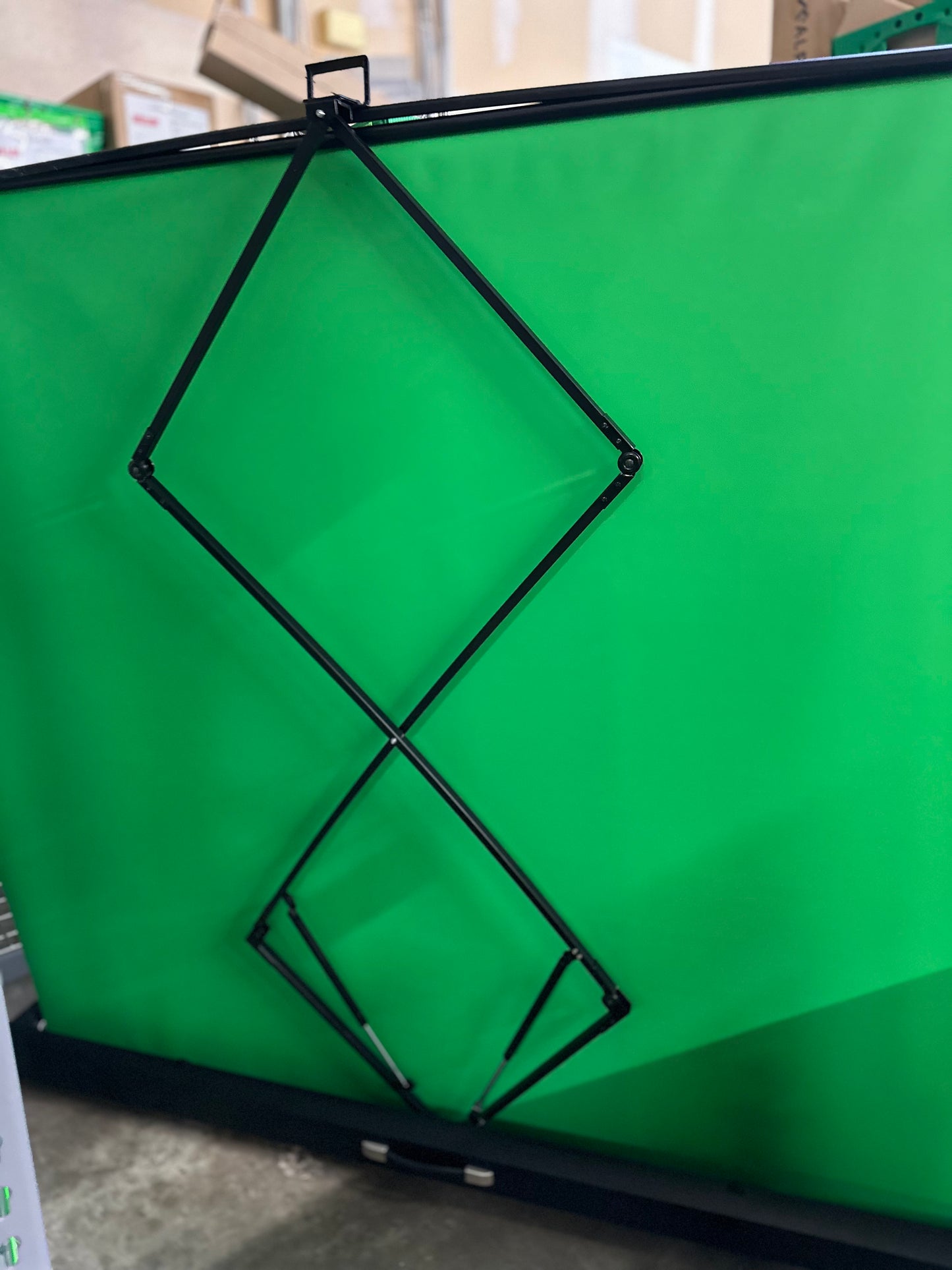 RAUBAY 78.7 x 82.7in Large Collapsible Green Screen Backdrop, Portable Retractable Chroma Key Panel Photo Background with Stand for Video Conference, Photographic Studio, Streaming (R709)