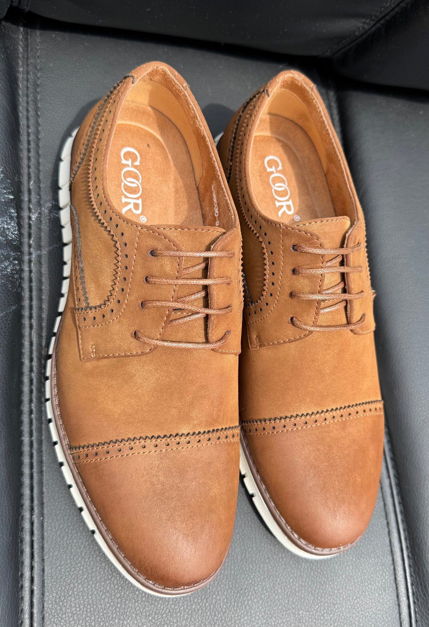 Men’s Oxford Dress Shoes Brown Size 8.5