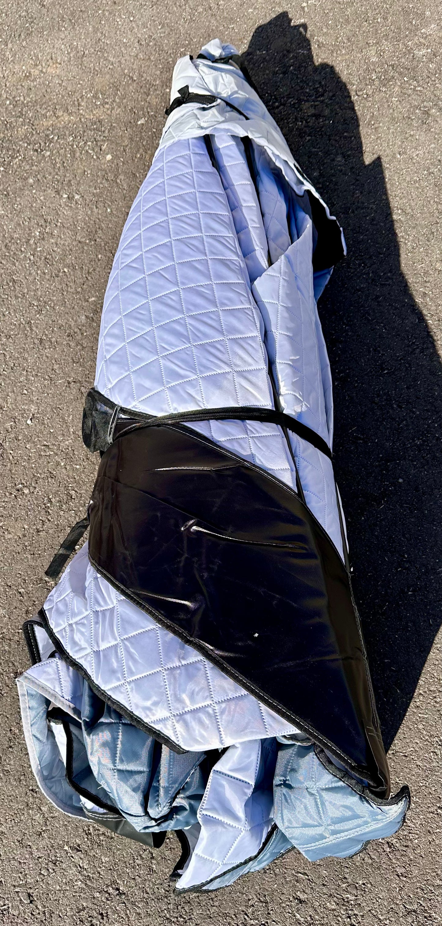 New - Large Ice Fishing Tent Insulated Pop Up Shelter (W329)