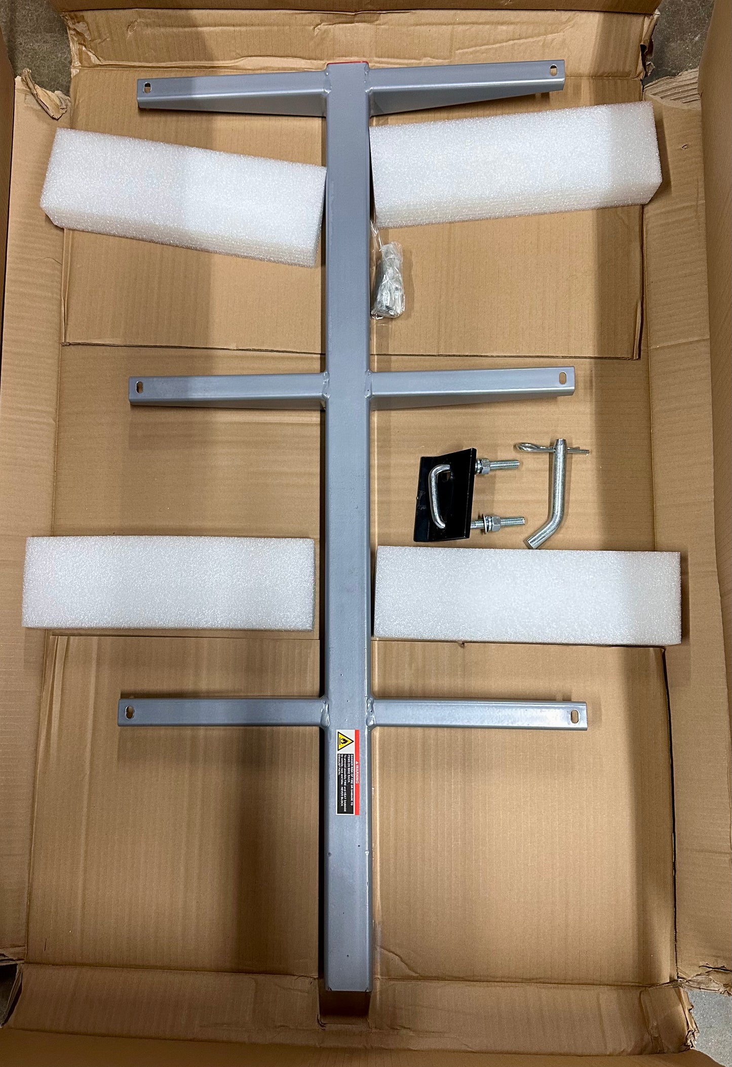 MaxxHaul 70275 Aluminum Hitch Mount Wheelchair/Mobility Carrier - 53.5" × 29.75" Cargo Basket with Folding 60" Ramp - Fits 2" Class III/IV Receiver - 500 Ib Capacity for Trucks, SUVs, Vans, and RVs (G973)