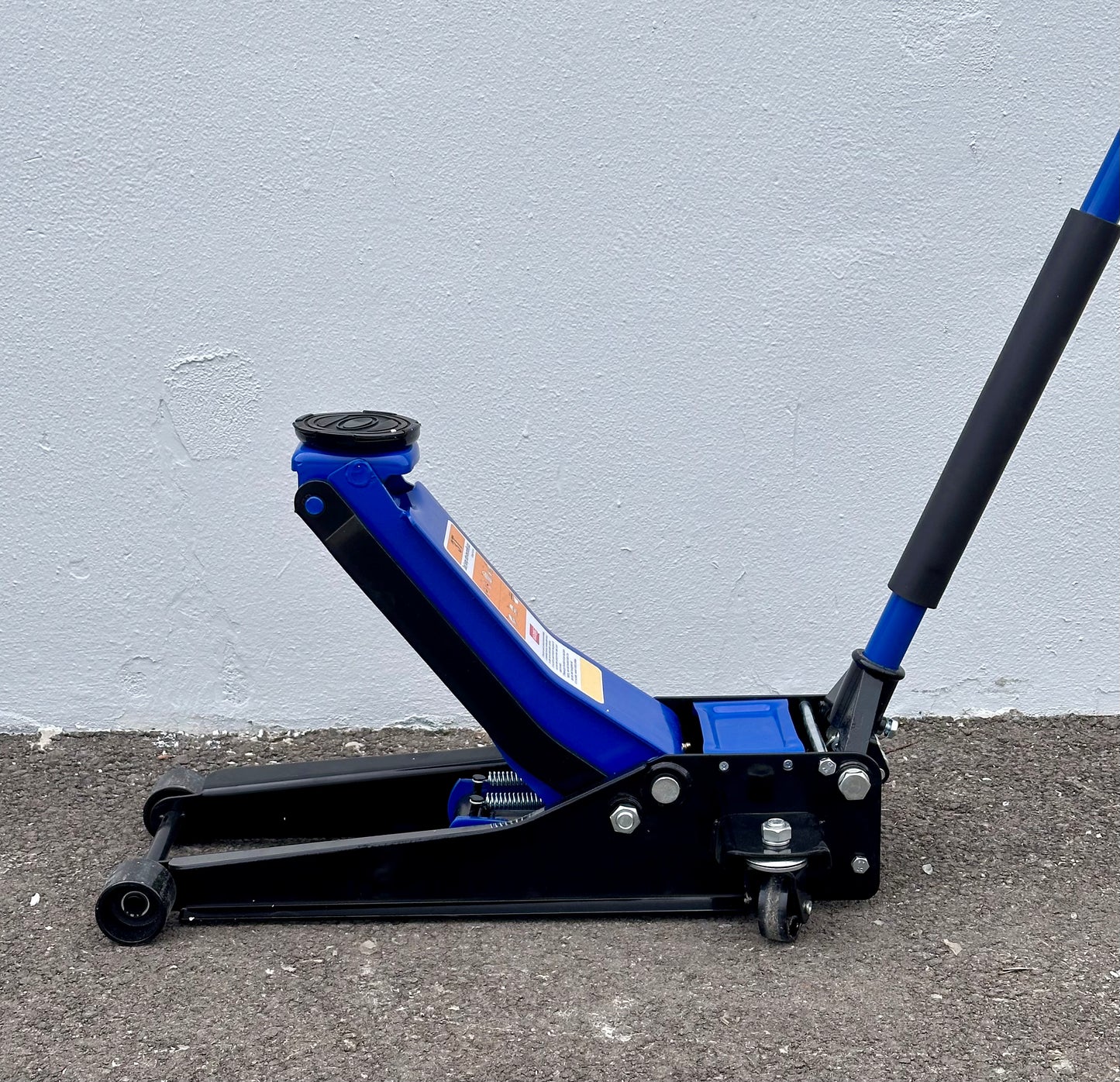 3 Ton Low Profile Jack - Heavy Duty Quick Lift, Steel Hydraulic Floor Jack, Blue, 3.3"-19.7" Height, 6000 LBS
Capacity (G868)