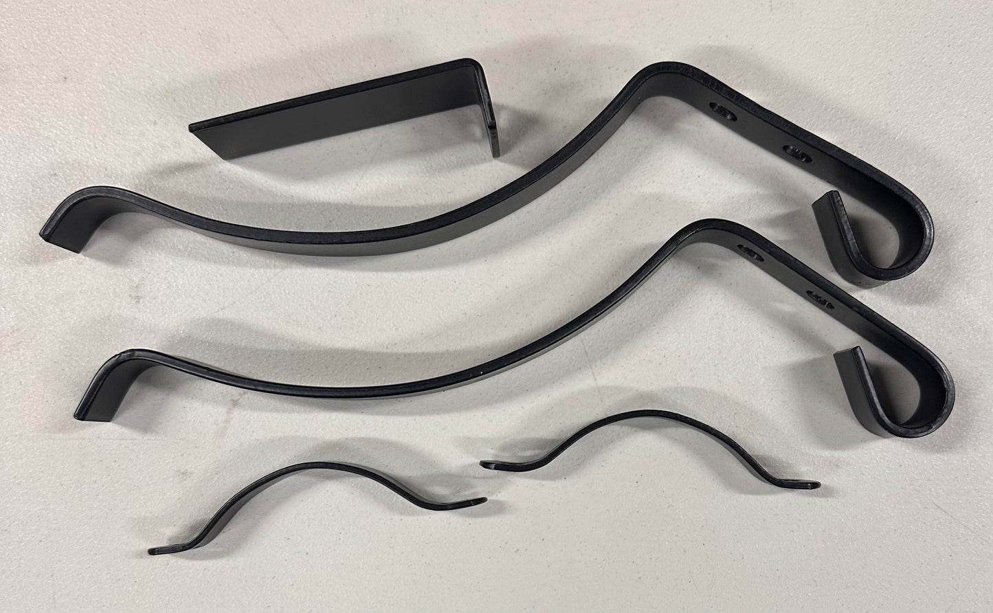 UniFlame, S-1075, Large Wrought Iron Spark Guard Fireplace Screen (50" Wide x 35" Tall) (L1186)