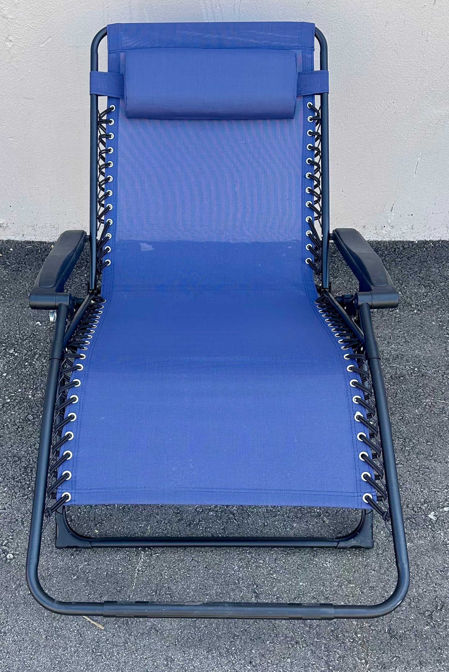 Outdoor Patio Zero Gravity Lounge Chair with Pillow, Folding Reclining with Textilene Material, Fully Adjustable, Extra Wide 26", Navy Blue (G798)