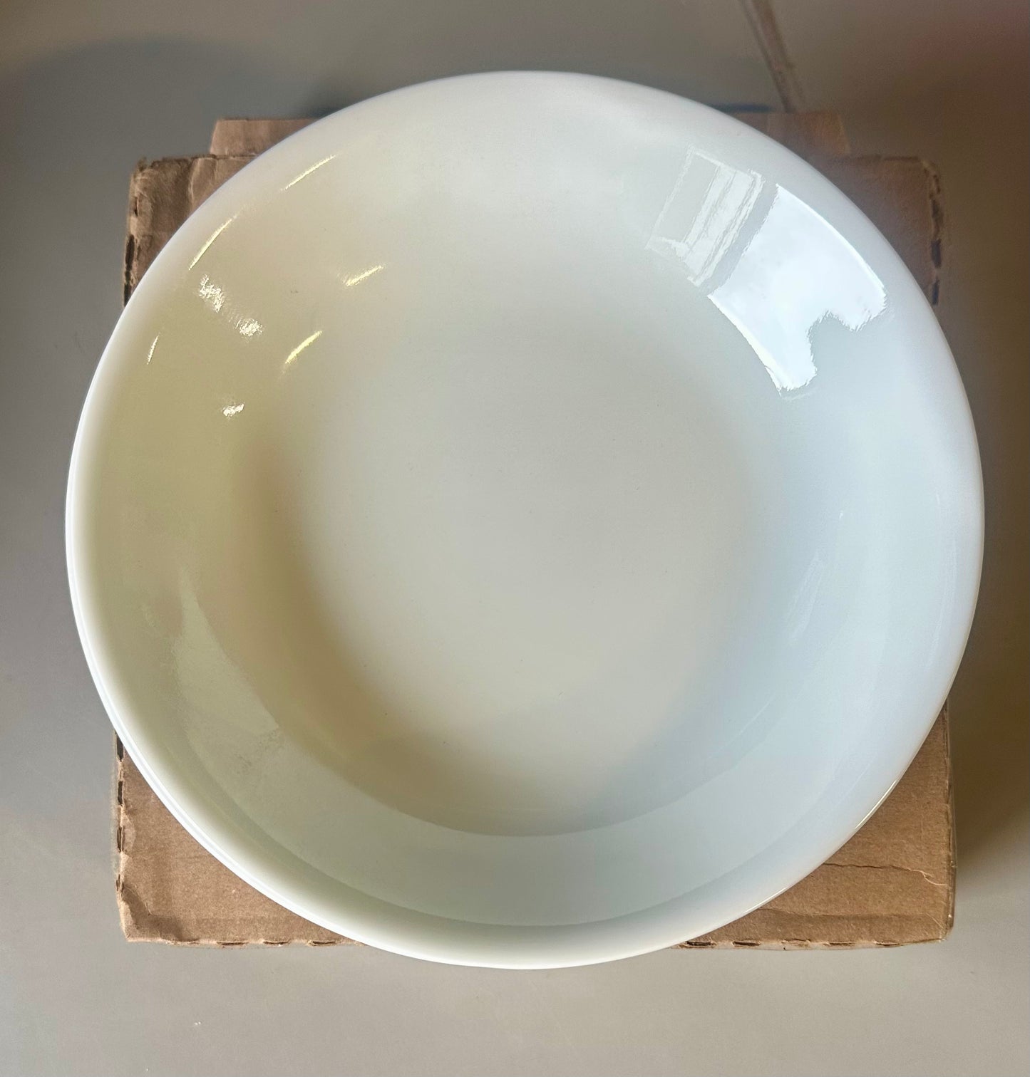 Corelle 6-Piece Bowl Set Triple Layer Glass and Chip Resistant, 20-Oz Lightweight Round Bowls, Winter Frost White