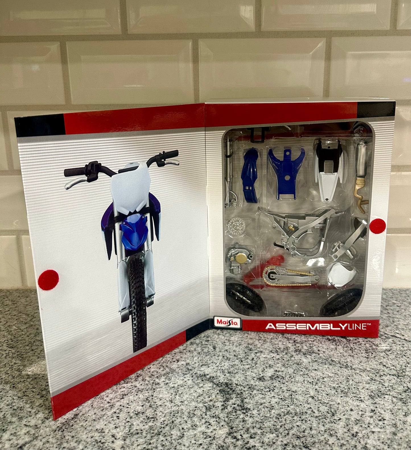 Maisto Lamborgihini 39195 YZ450 F Motorbike Yamaha YZ450F 1:12 Scale Mounting Kit