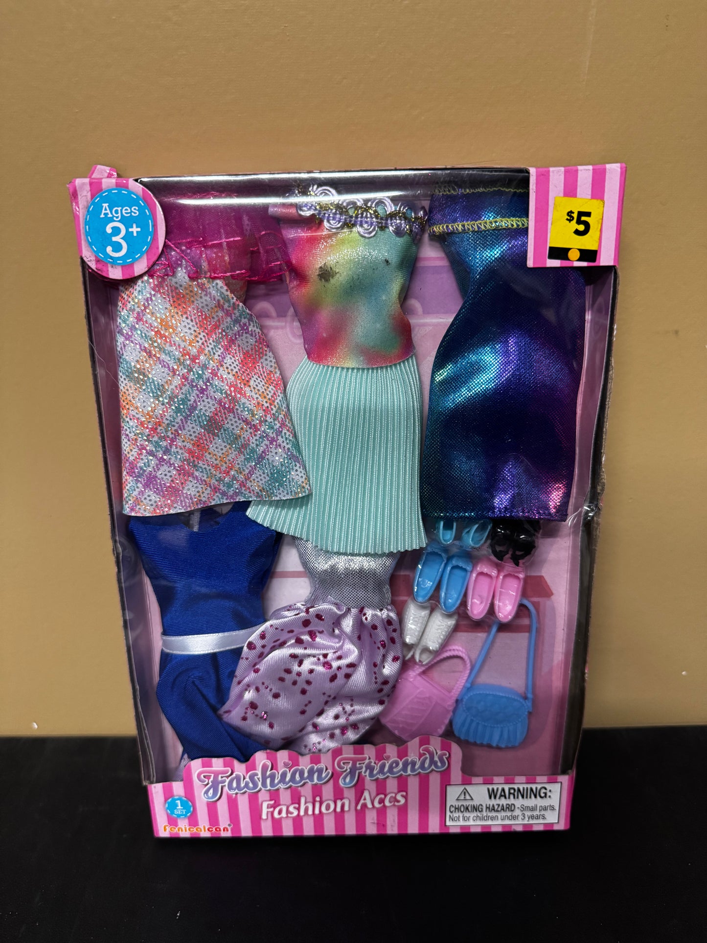 12 Piece Doll Clothes and Accessories
