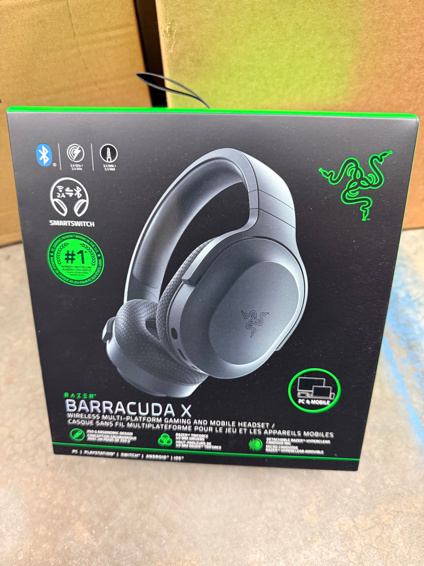 Razer Barracuda Wireless Gaming & Mobile Headset (PC, PlayStation, Switch 2, Android, iOS): 2.4GHz Wireless + Bluetooth - Integrated Noise-Cancelling Mic - 50mm Drivers - 40 Hr Battery - Black
