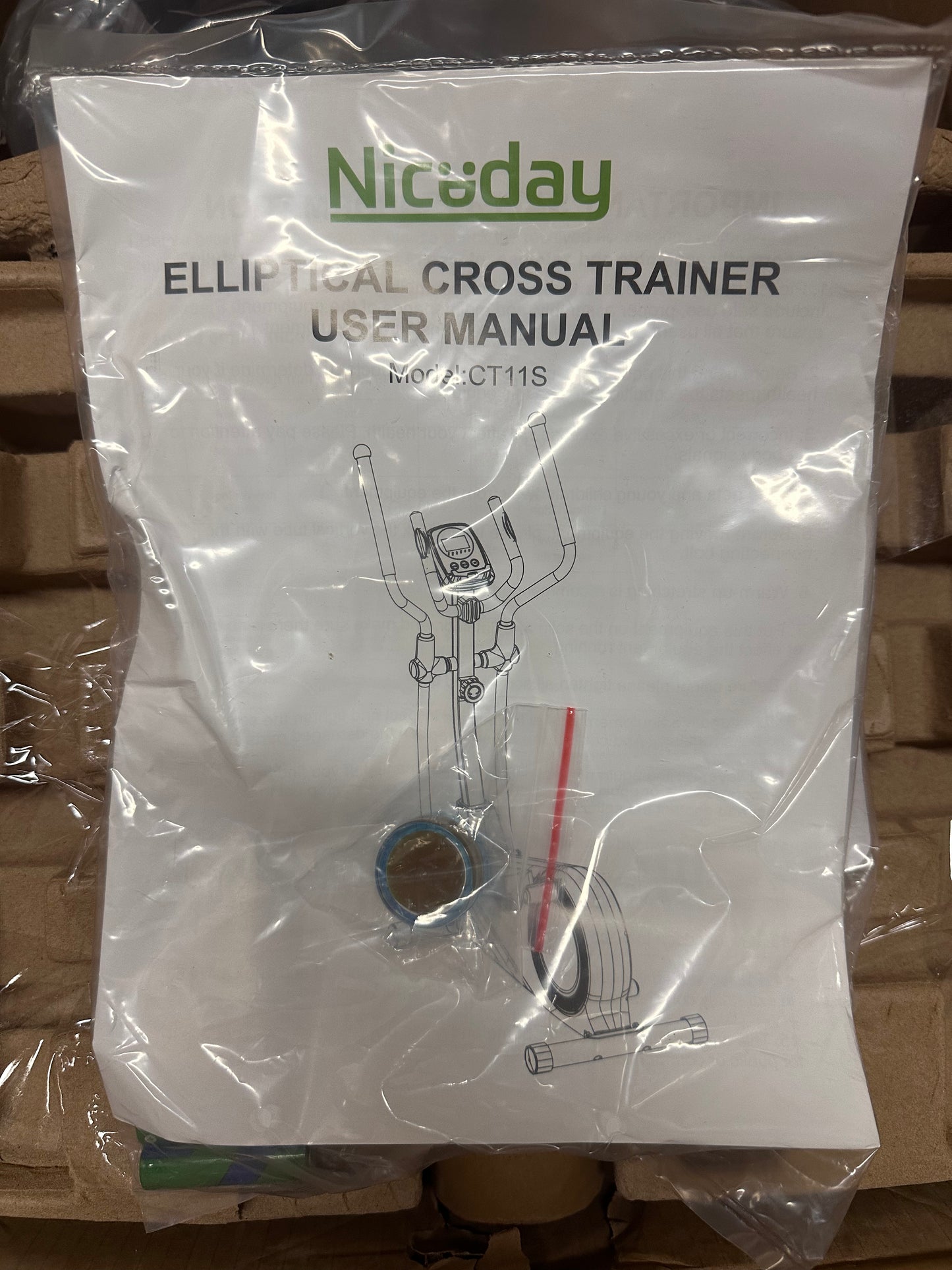 NICEDAY Elliptical Machine, Elliptical Exercise Machine for Home with Hyper-Quiet Magnetic Driving System, with 15.5IN-18IN Stride, 16 Resistance Levels, 400LBS Loading Capacity (W560)