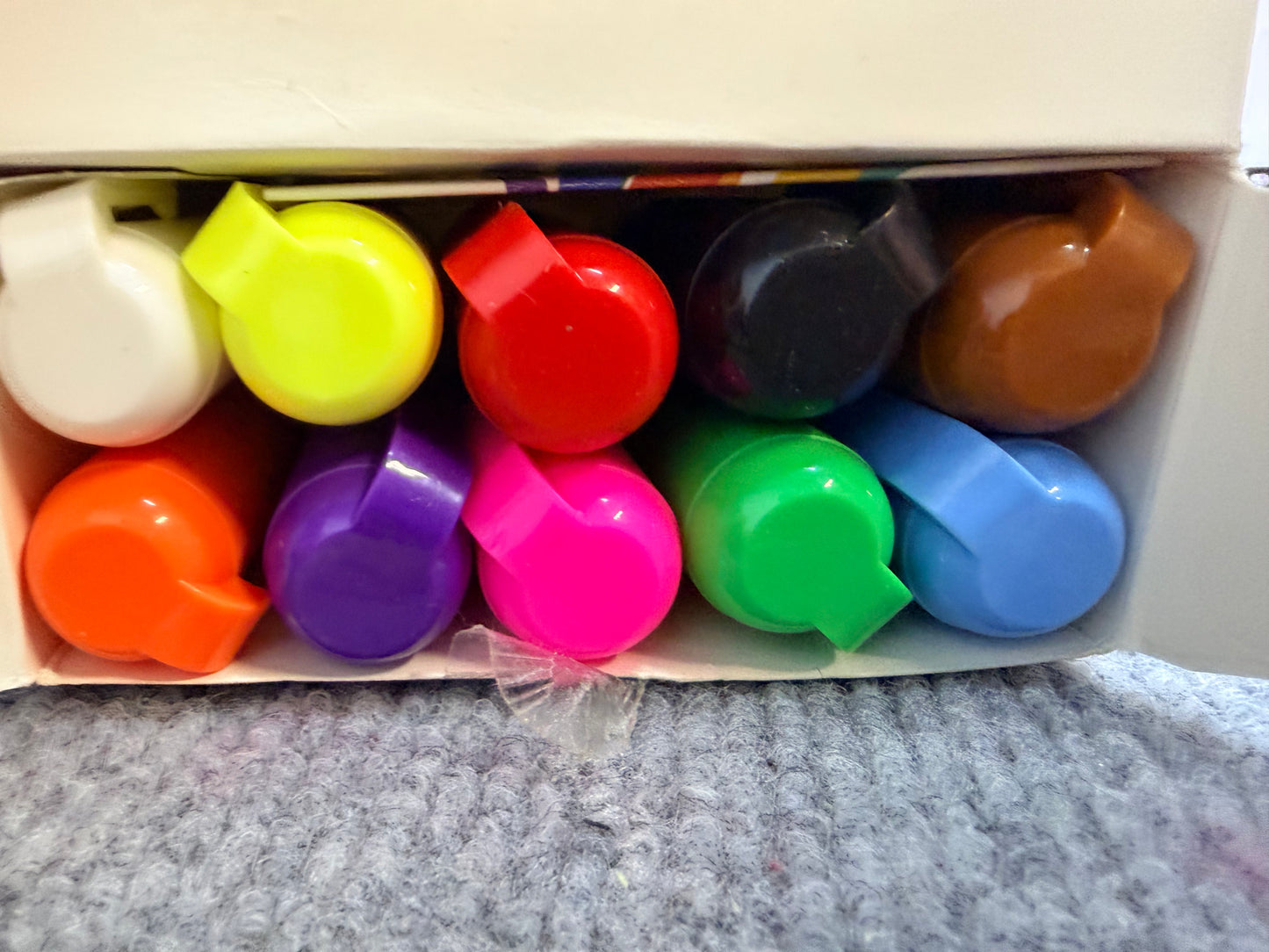 Liquid Chalk Markers