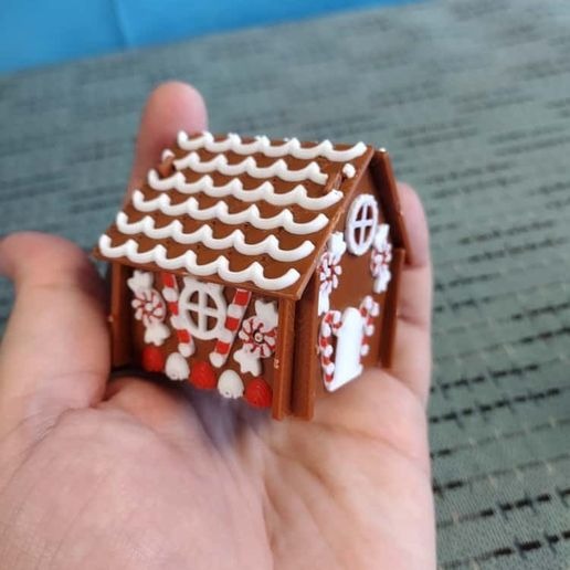 Gingerbread House Kit Card