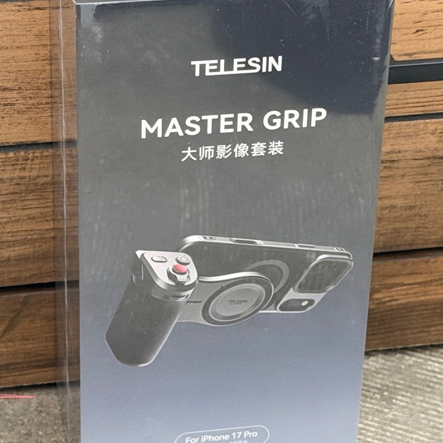 TELESIN Magnetic Master Grip Kit for iPhone 17 Pro Max (Factory Sealed)