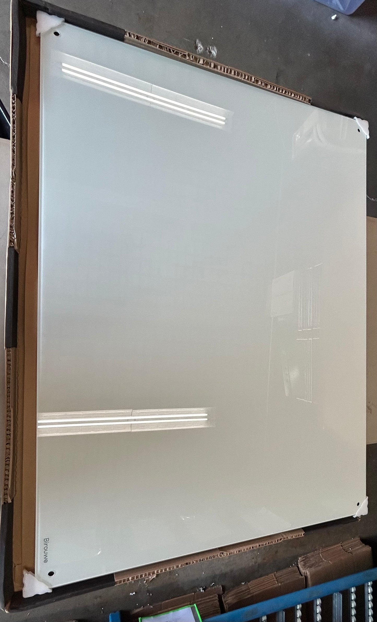 Magnetic Glass Whiteboard 36”x48” (O418)