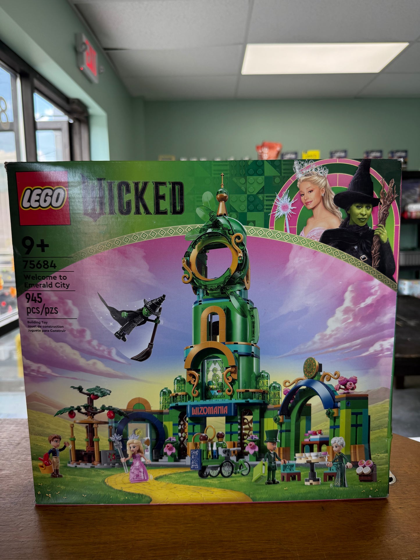 LEGO - WICKED - Welcome to Emerald City