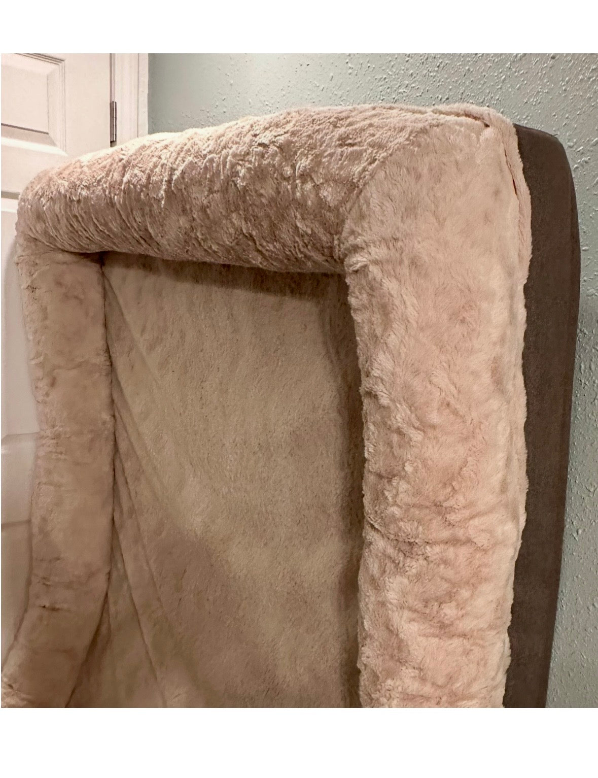 XL Orthopedic Memory Foam Dog Bed, 60”x43”x13” (R881)