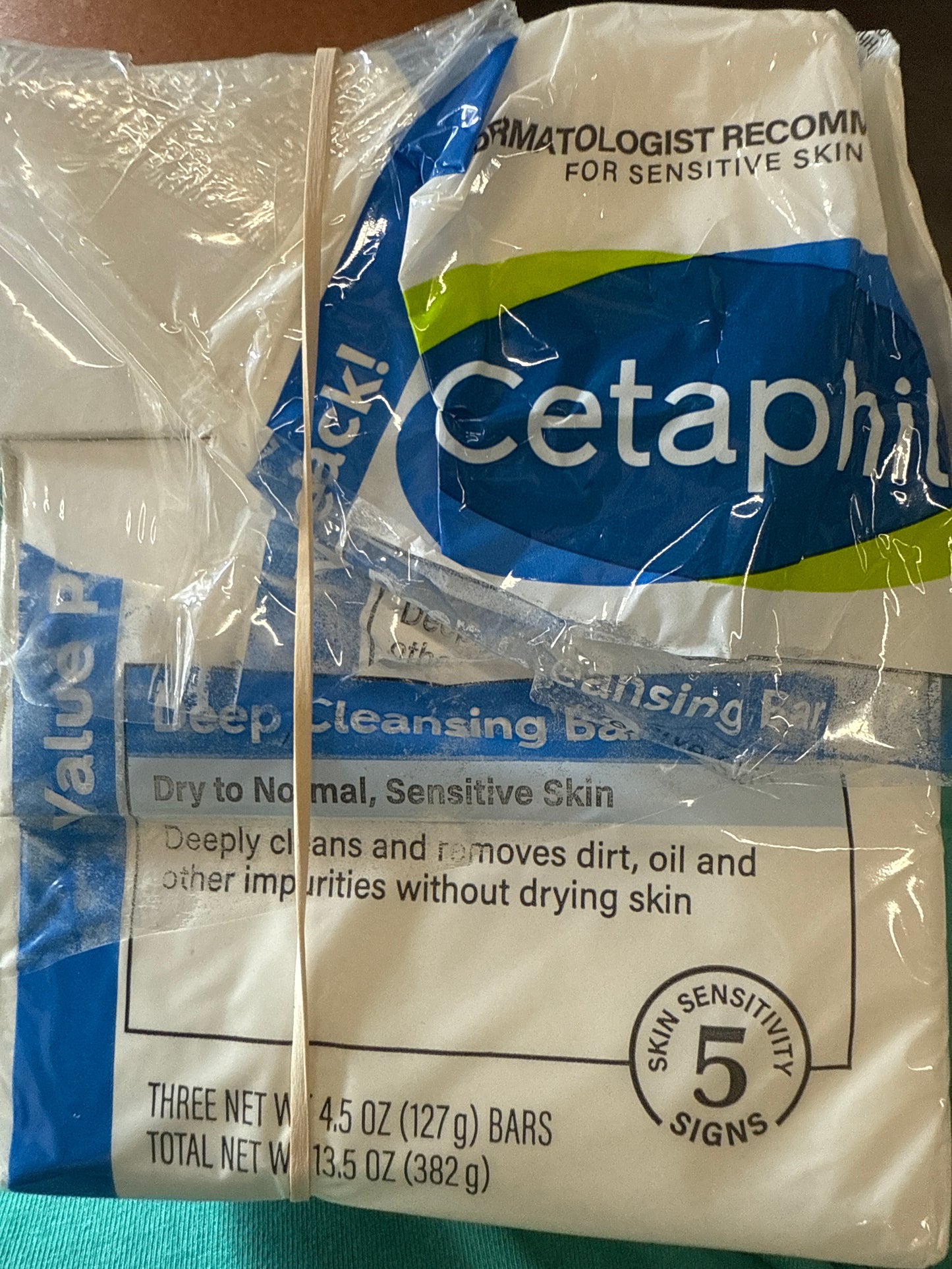 CETAPHIL Gentle Cleansing Bar, 4.5 oz Bar (Pack of 3), Nourishing Cleansing Bar For Dry, Sensitive Skin, Non-Comedogenic, Non-Irritating For Sensitive Skin