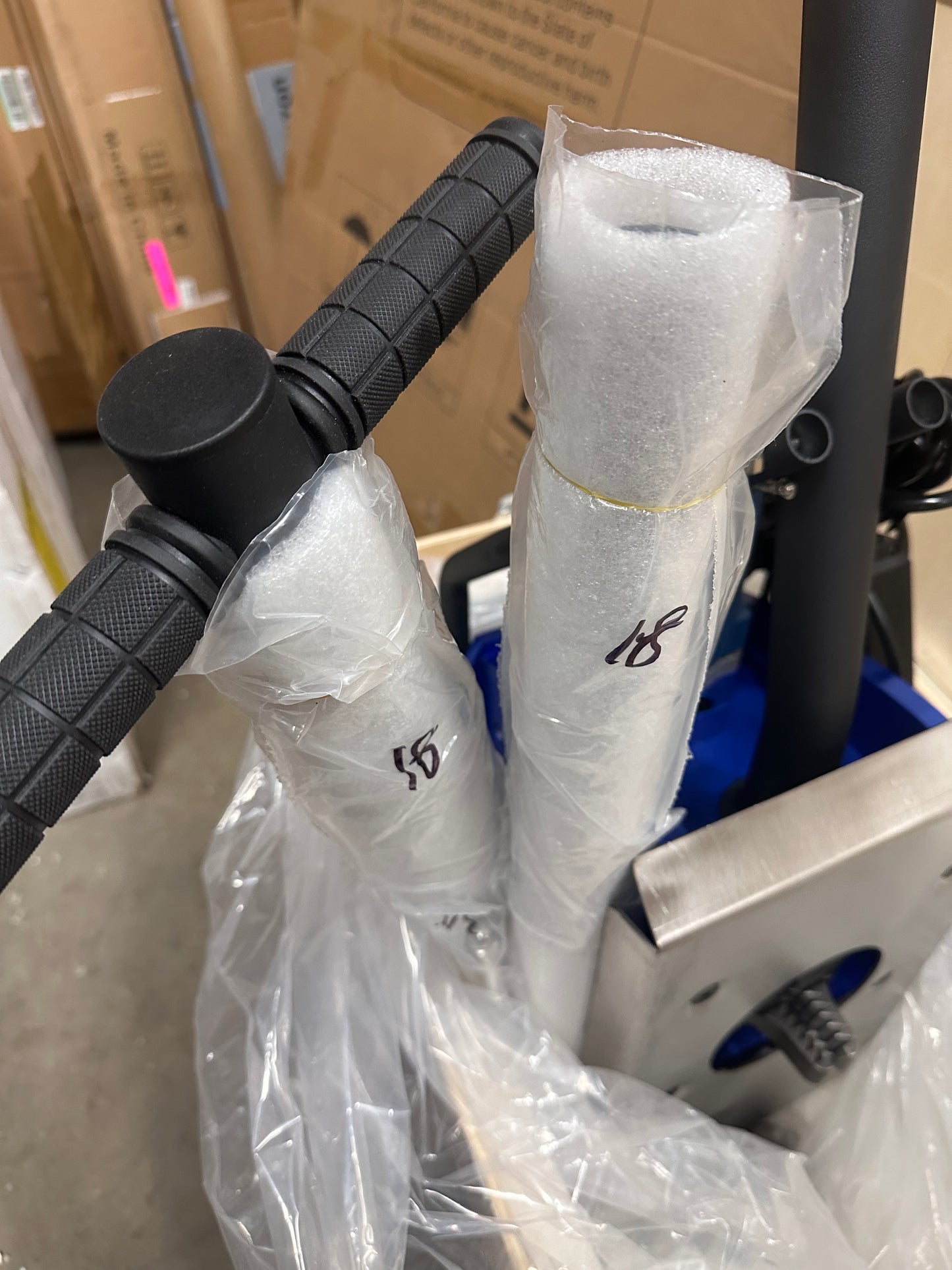 US Stock ZAC Slat Cleaner 1000W Slat Cleaning Machine Slat Cleaner Remover Suitable for 3-8mm Sword Fence Apply for CNC Oxygen Cutting Machine (JS-1000 Slat Cleaner) (R712)