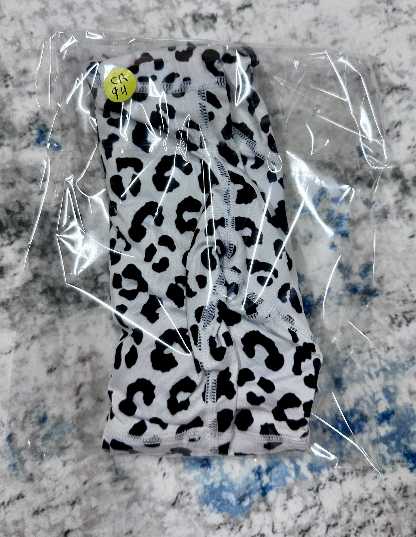 White Leopard Print Stretchy Summer Mid Thigh Legging (Size Small)