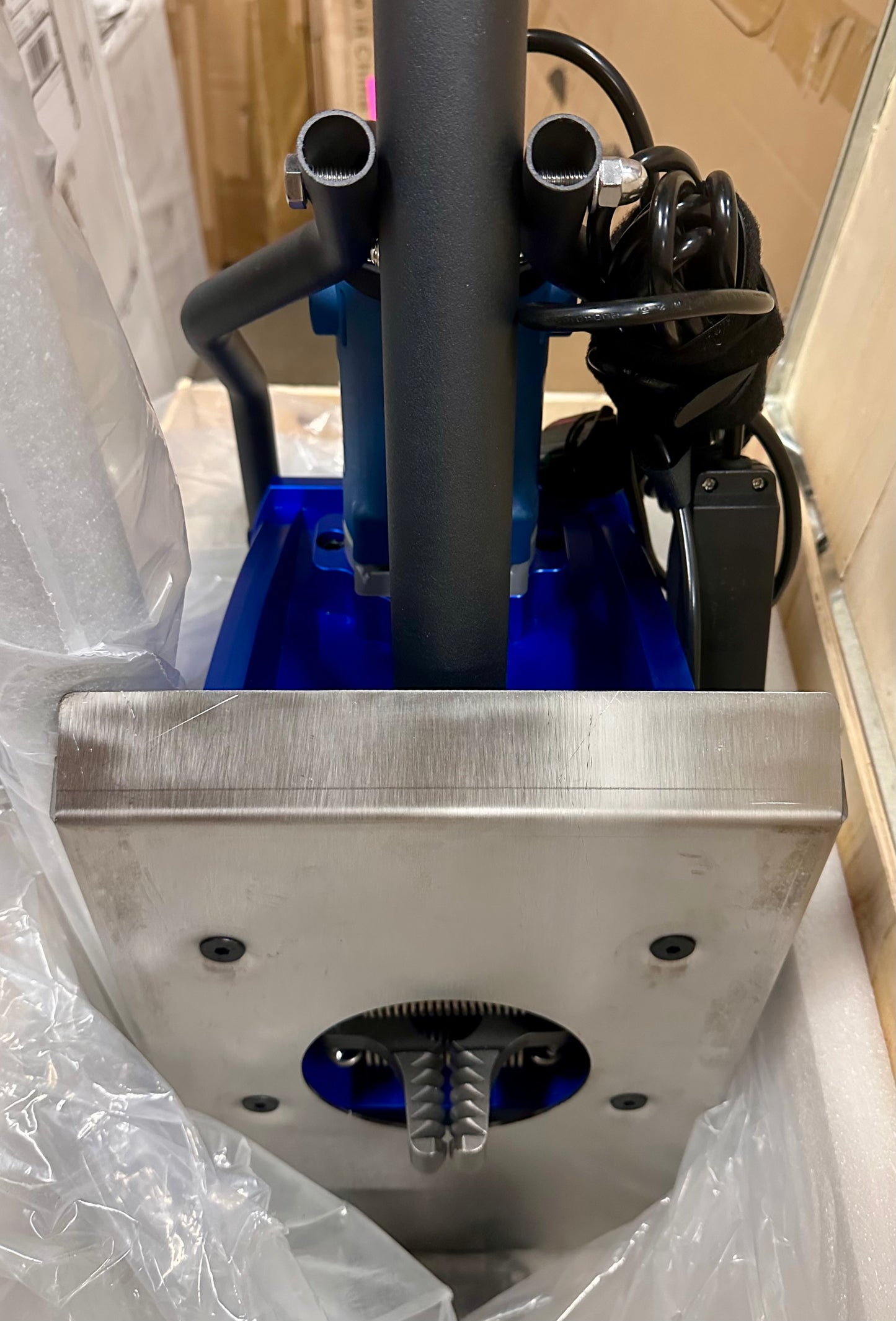 US Stock ZAC Slat Cleaner 1000W Slat Cleaning Machine Slat Cleaner Remover Suitable for 3-8mm Sword Fence Apply for CNC Oxygen Cutting Machine (JS-1000 Slat Cleaner) (R712)