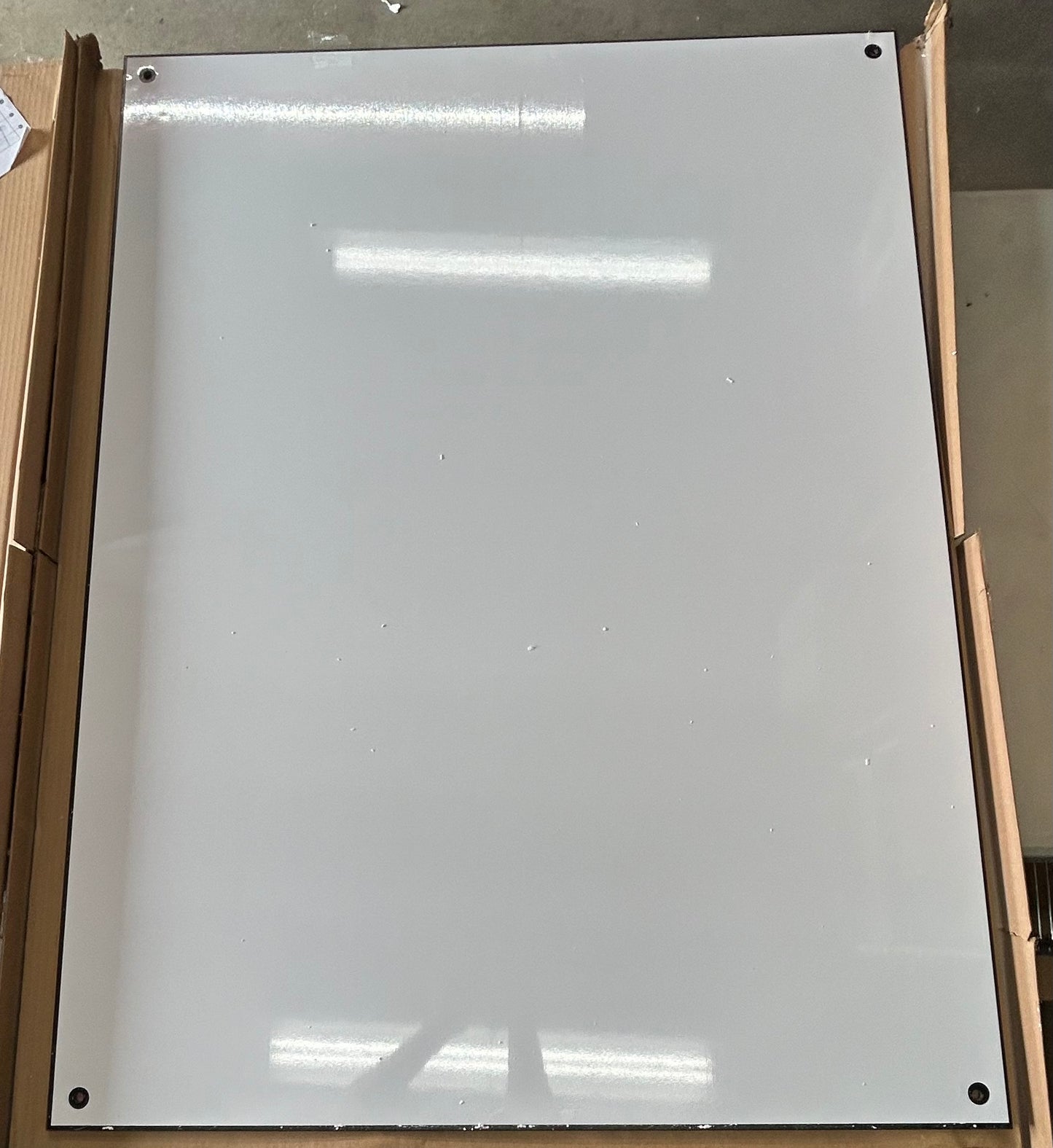 Glass Whiteboard 48”x36” (O423)