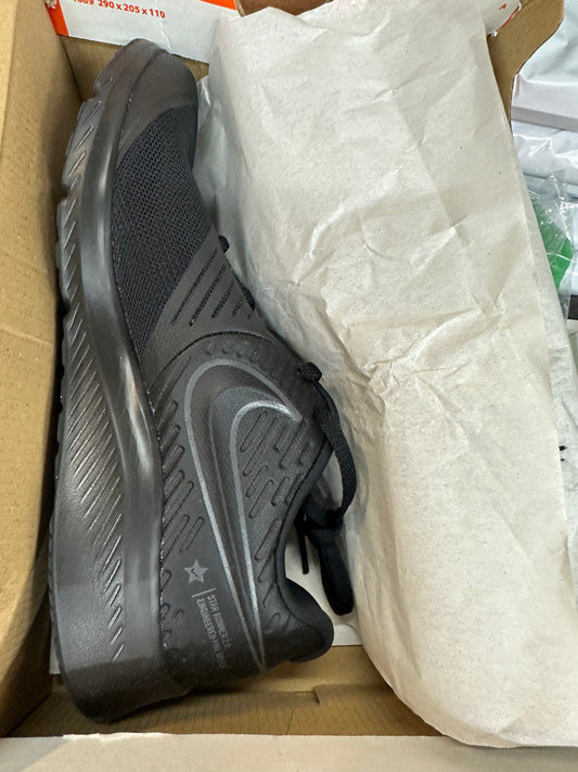 Nike Star Runner 2 (7Y)