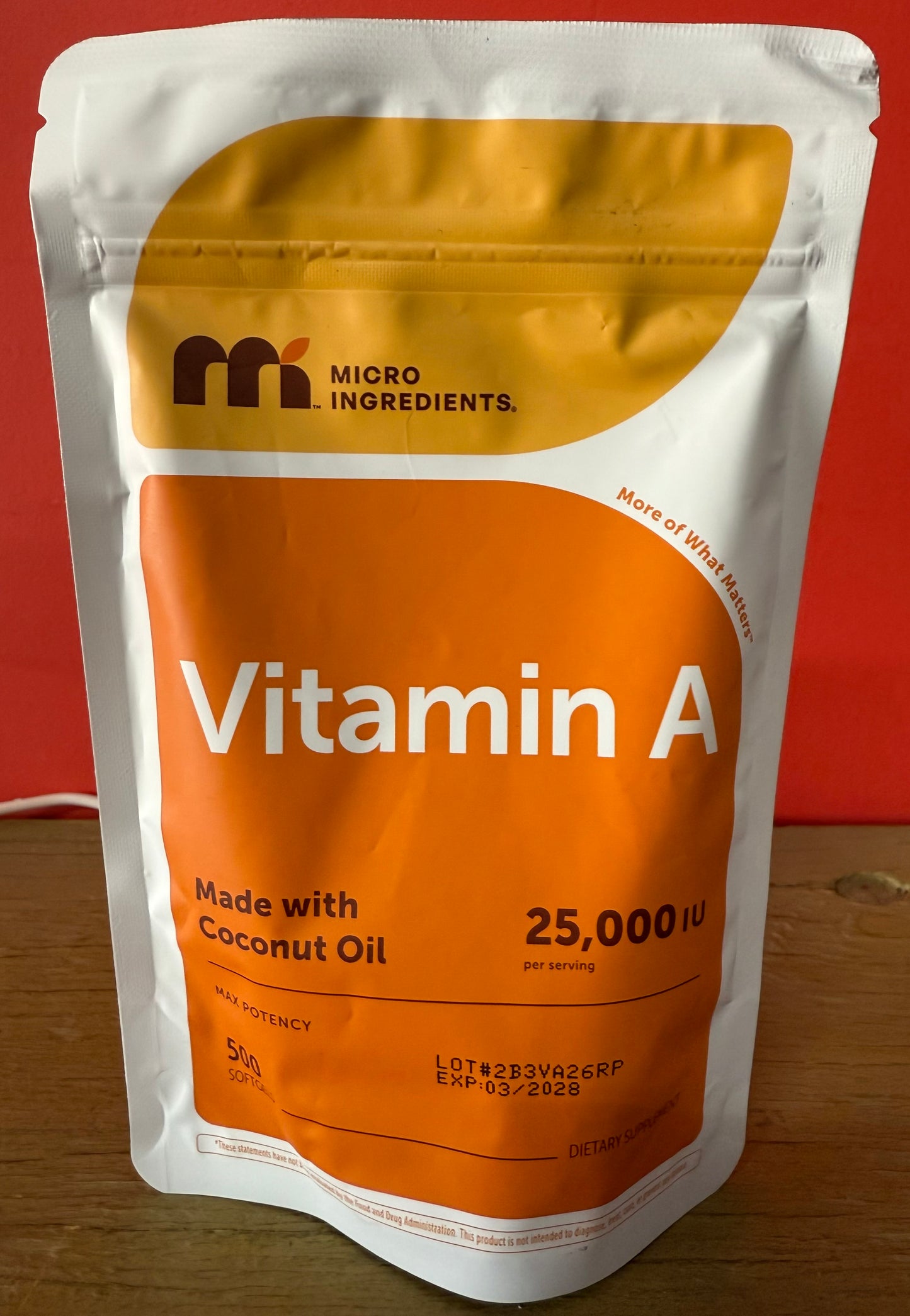 Micro Ingredients Vitamin A, Made with Coconut Oil, 500 Soft Gel Tablets, 25,000 IU per serving EXP: 03/2028