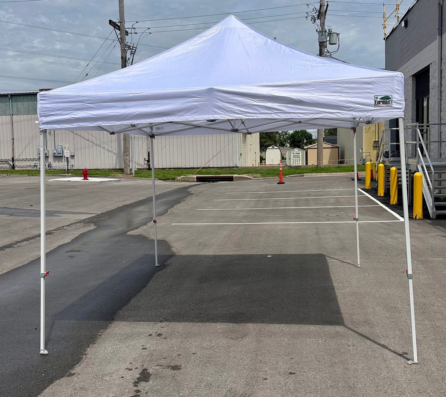Eurmax USA Standard 10x10ft Patio Pop Up Canopy Tent for Outdoor Events, Commercial  Canopy with Heavy Duty Roller Bag,(White) (G802)
