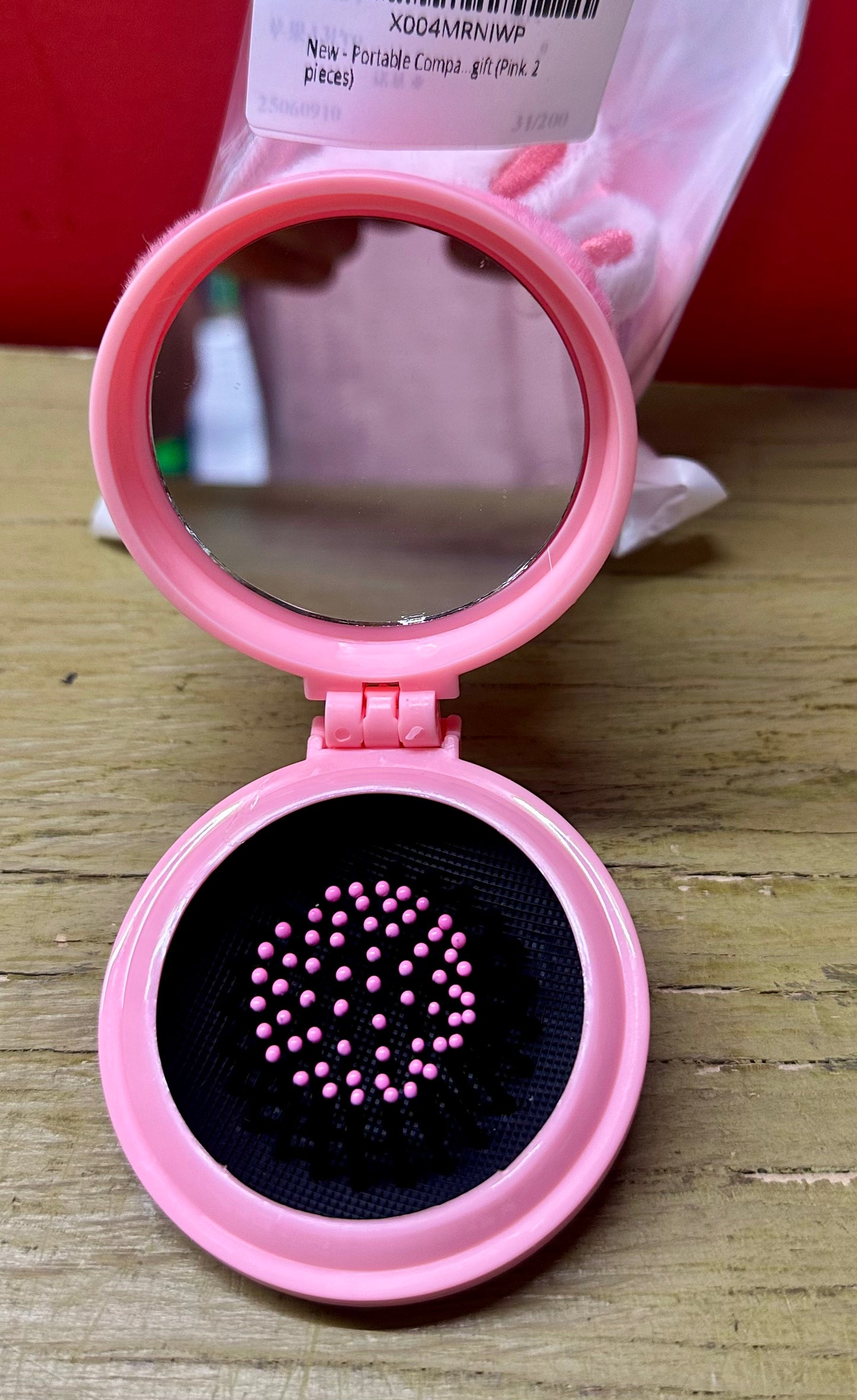 2-Pack Cute Compact Mirror and Pop Up Brush