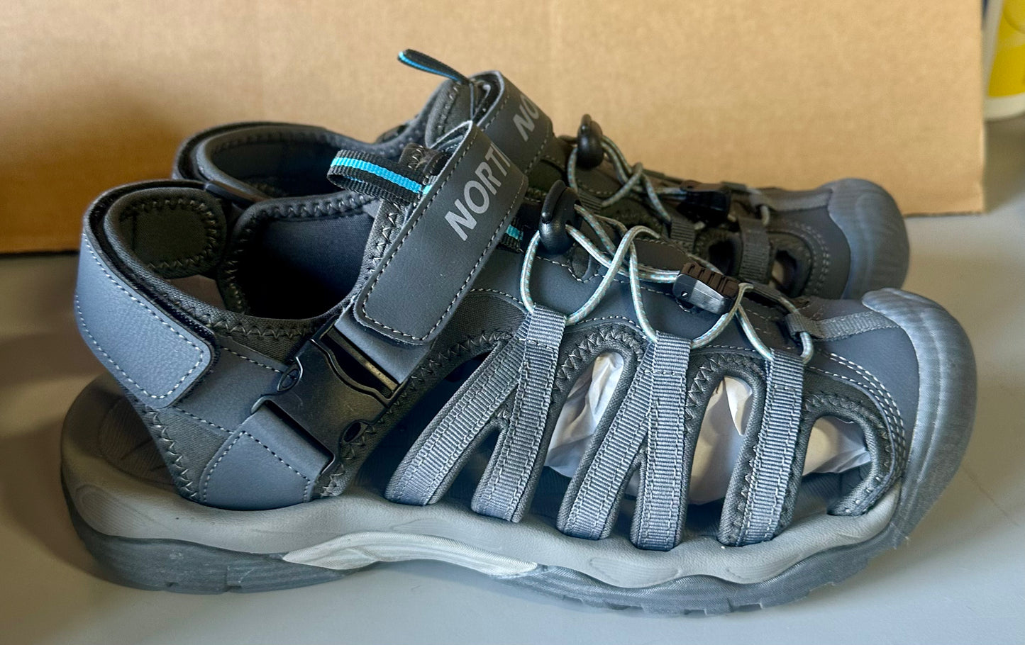 NORTIV8 Men's Closed Toe Outdoor Hiking Sandals (Men’s Size 10)