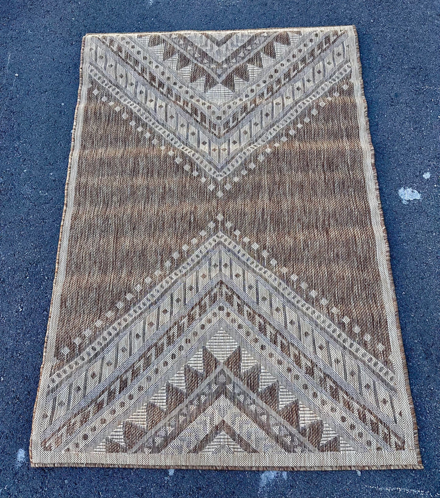 4' x 6' Outdoor Performance Area Rug, Stain Resistant, Weather Resistant, High Traffic, Patio, Balcony, Outside, Landry Brown (L1050)