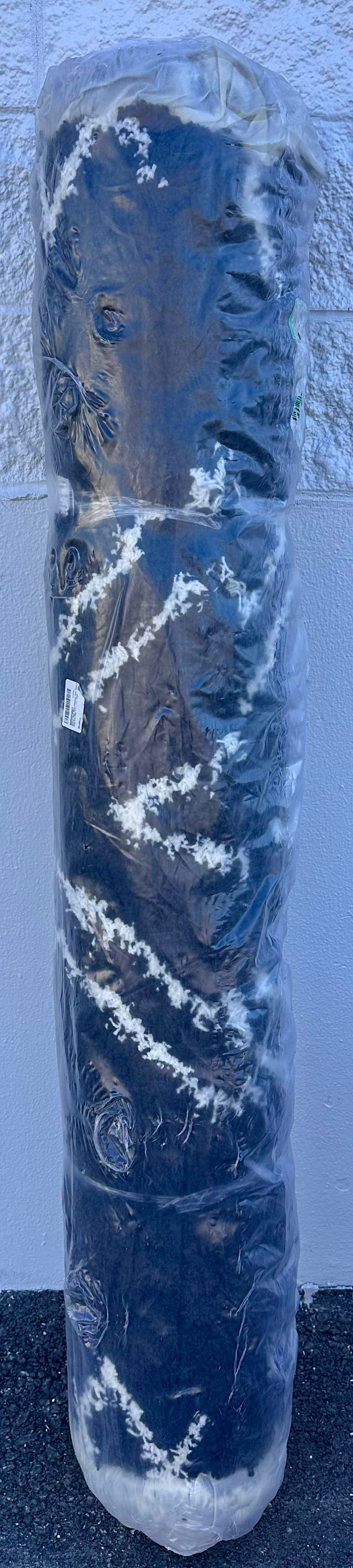 Momeni Rugs Maya Collection, Ultra Thick Pile Shag Area Rug, 5'3" x 7'6", Black (L1051)