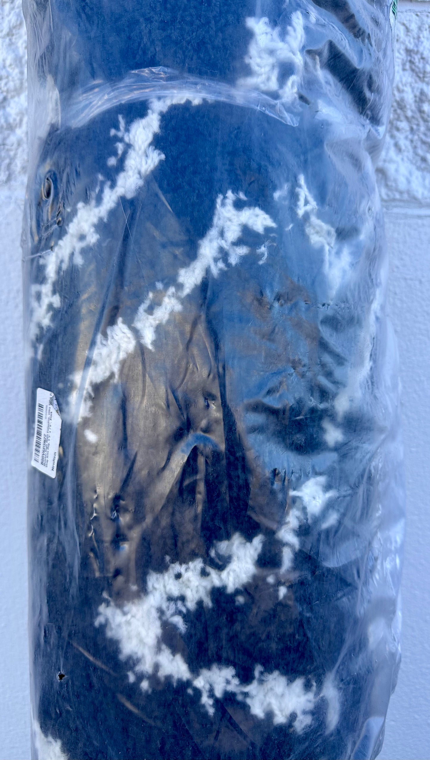 Momeni Rugs Maya Collection, Ultra Thick Pile Shag Area Rug, 5'3" x 7'6", Black (L1051)