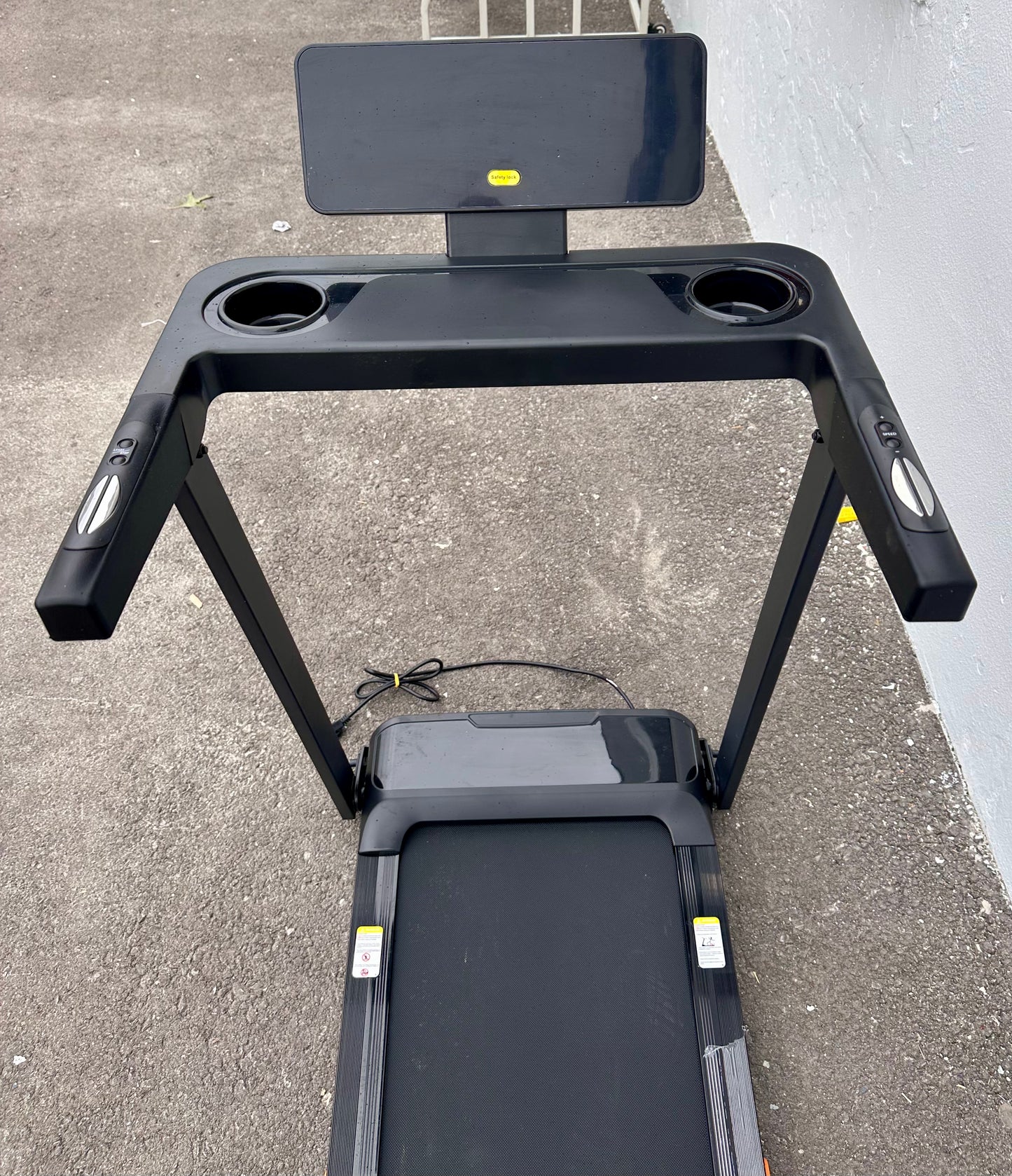 UMAY Fitness Treadmill with Incline, Foldable Compact Treadmill for Home with Pulse Sensors, Max 300/400 LBS Capacity, 3.0/3.5HP Quiet Brushless, Max 8.7 MPH (W514)