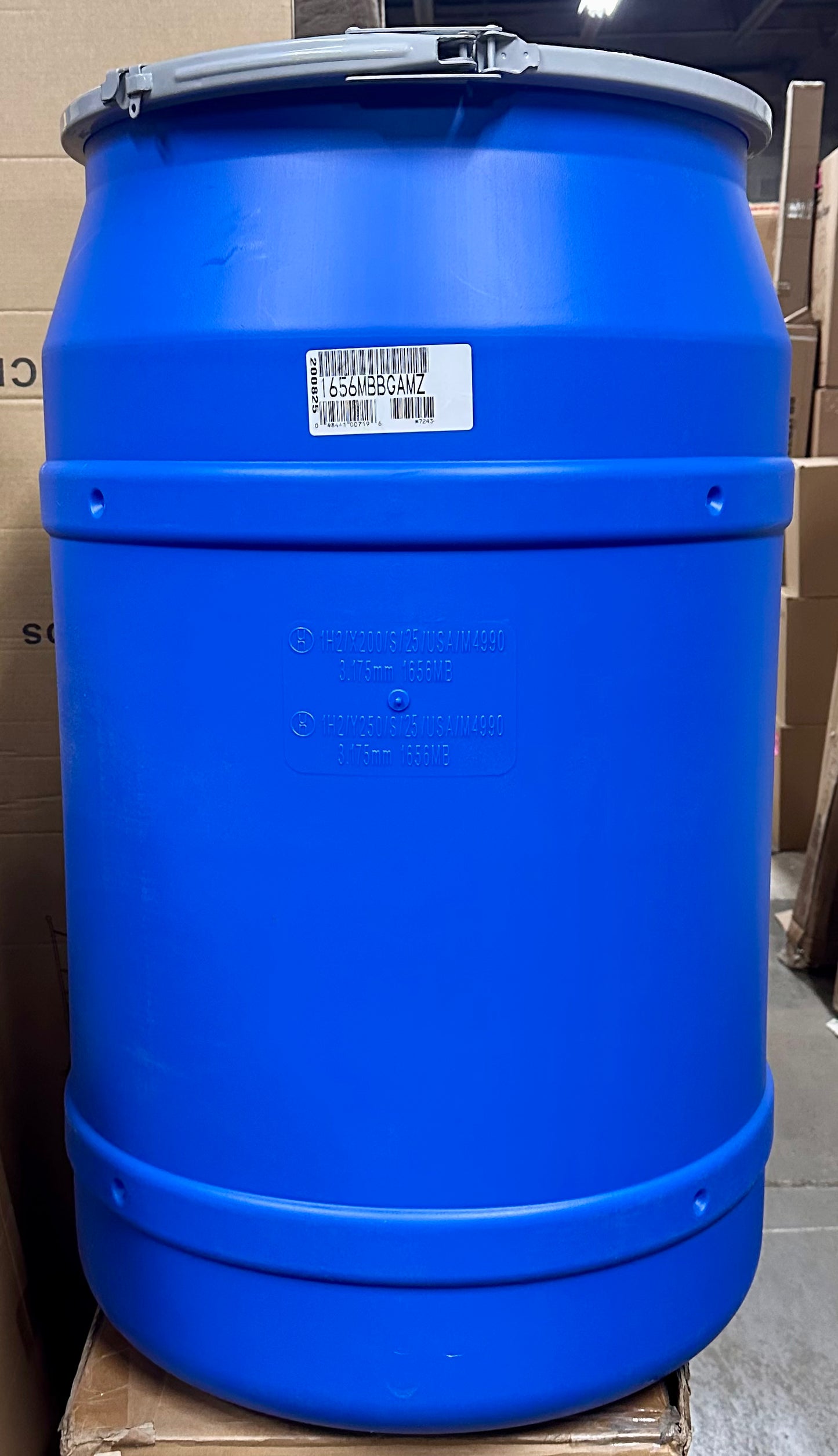 Eagle 55 Gallon Plastic Drum with Lid, Metal Lever-Lock, 36.4"x22.5", Open Head Lab Pack Drum Made of Durable, Lightweight HDPE, Withstands Weather and Chemicals, Made in USA, Blue, 1656MB (G928)