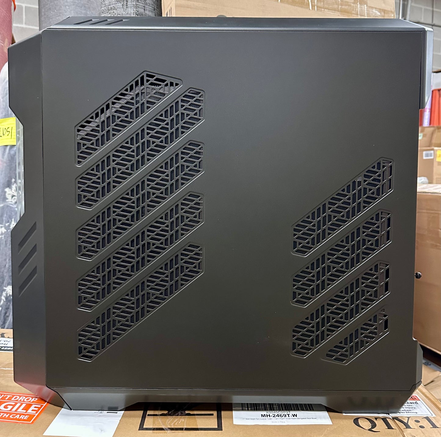 Cooler Master HAF 700 EVO E-ATX High Airflow PC Case, IRIS Customizable LCD .Breathable TG Front Panel, 200mm Sickleflow Fans, 1 x USB 3.2 gen 2 Type C, 4 x USB 3.2 gen 1 (3.0) (H700E-IGNN-S00) (R709)