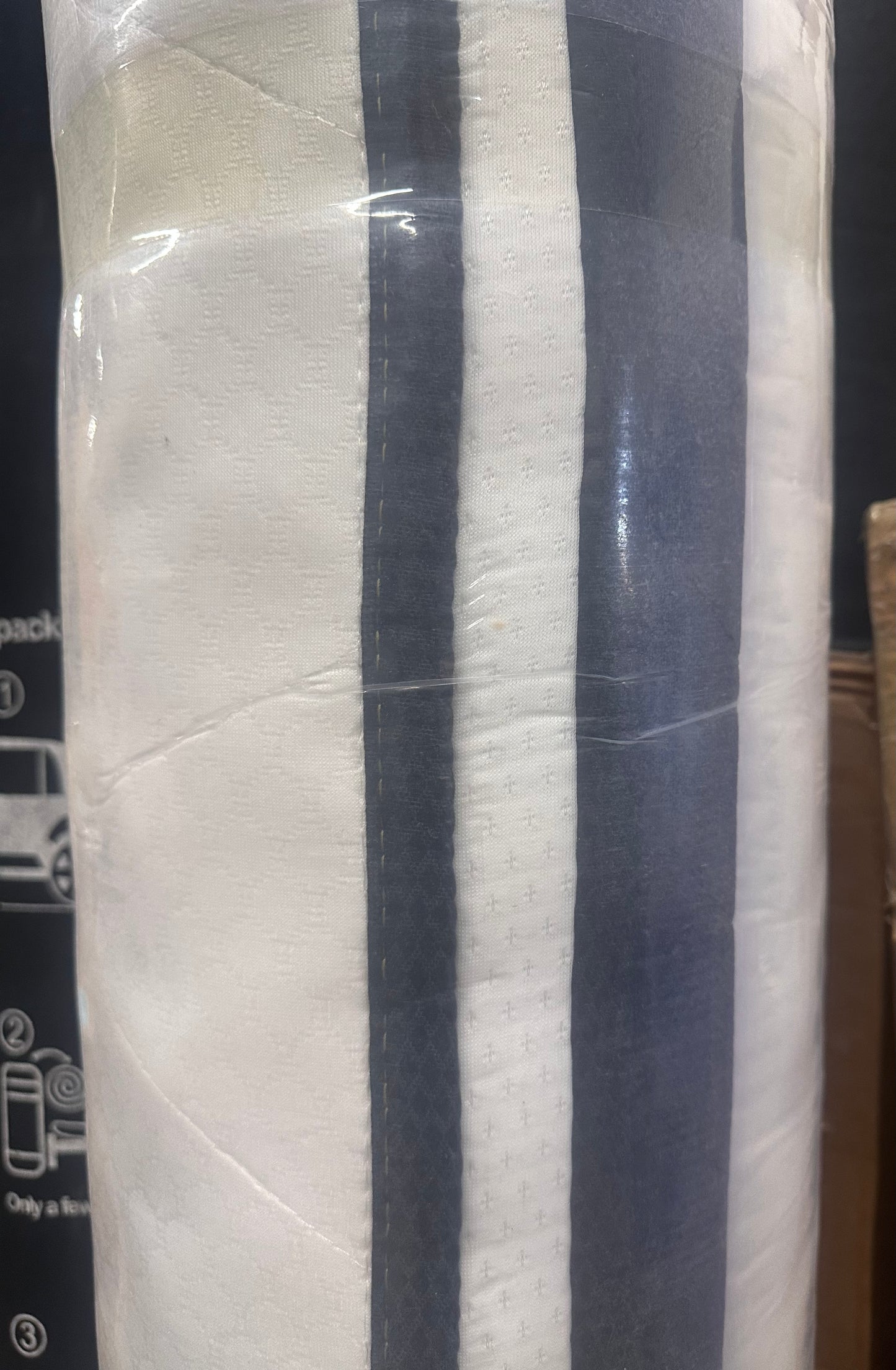 Mystery Queen Size Mattress (B1113)