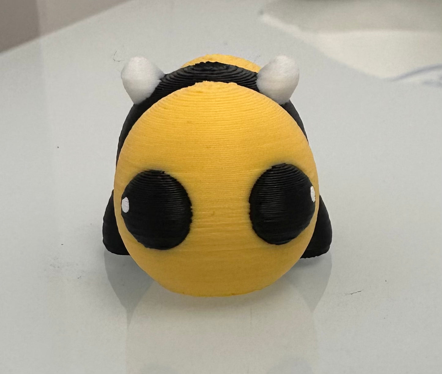 Bee Busy Bags including bag,writing pad, fun pen, colored pencil pack, stickers plus at least 4 sensory toys - plus a Bee fidget toy. Available in girls, boys and gender neutral collections. Age 2-6