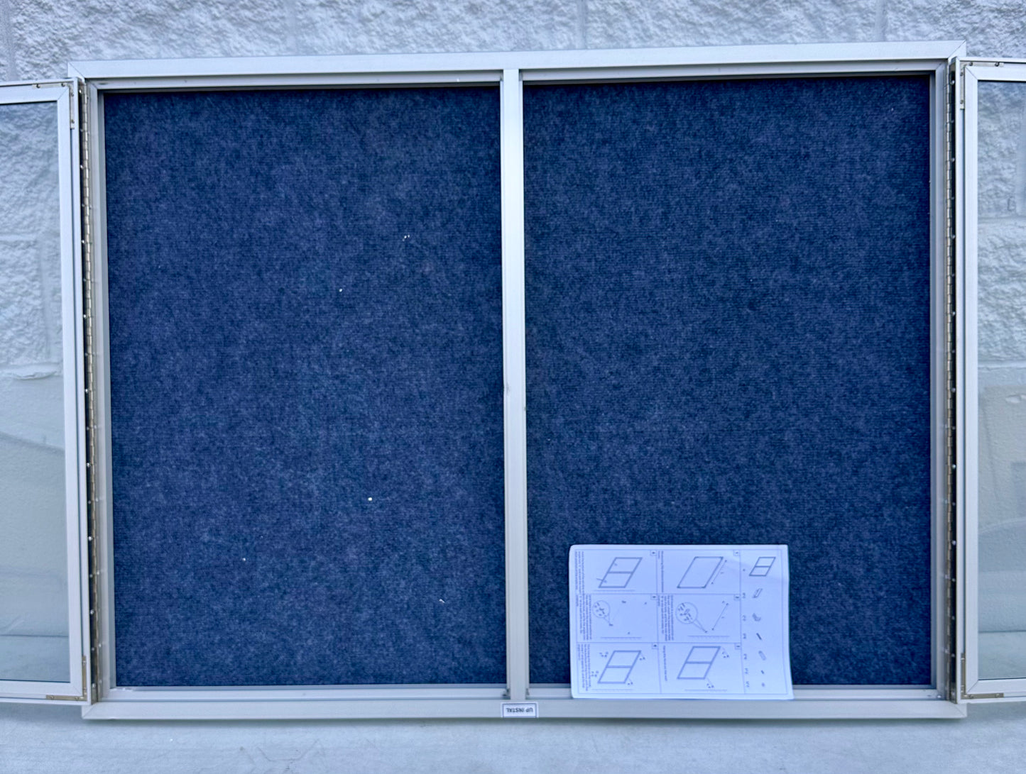 Enclosed Bulletin Board with Locking Door, Outdoor Bulletin Board, Weatherproof, Lockable Display Case for Home, Office, and Community Use(31.5" L x 43.3" W) (Grey Felt) (O441)