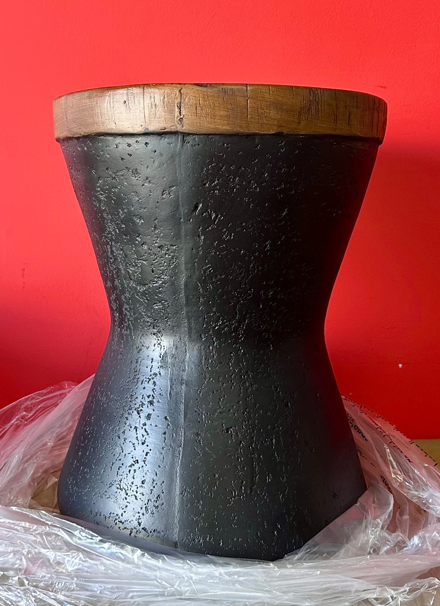 COSIEST Outdoor End Table, Faux-Wood Top, Black Base with Tree Trunk Slice Hand Painted, Accent Stool, Plant Stand, Decor (Hourglass) (L1099)