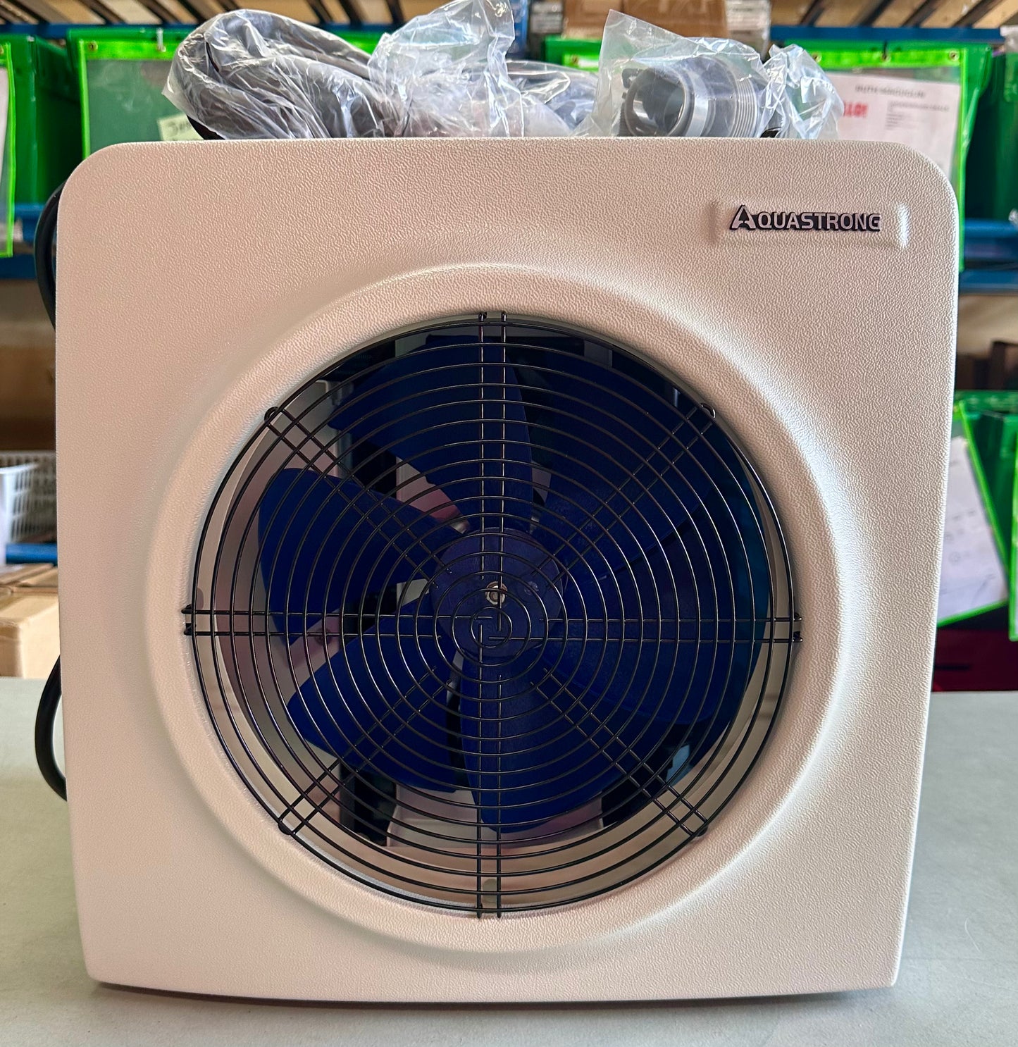 AQUASTRONG HEX016, 16,000 BTU Heat Pump For 5,000 Gallon
Pools 120V (R740)