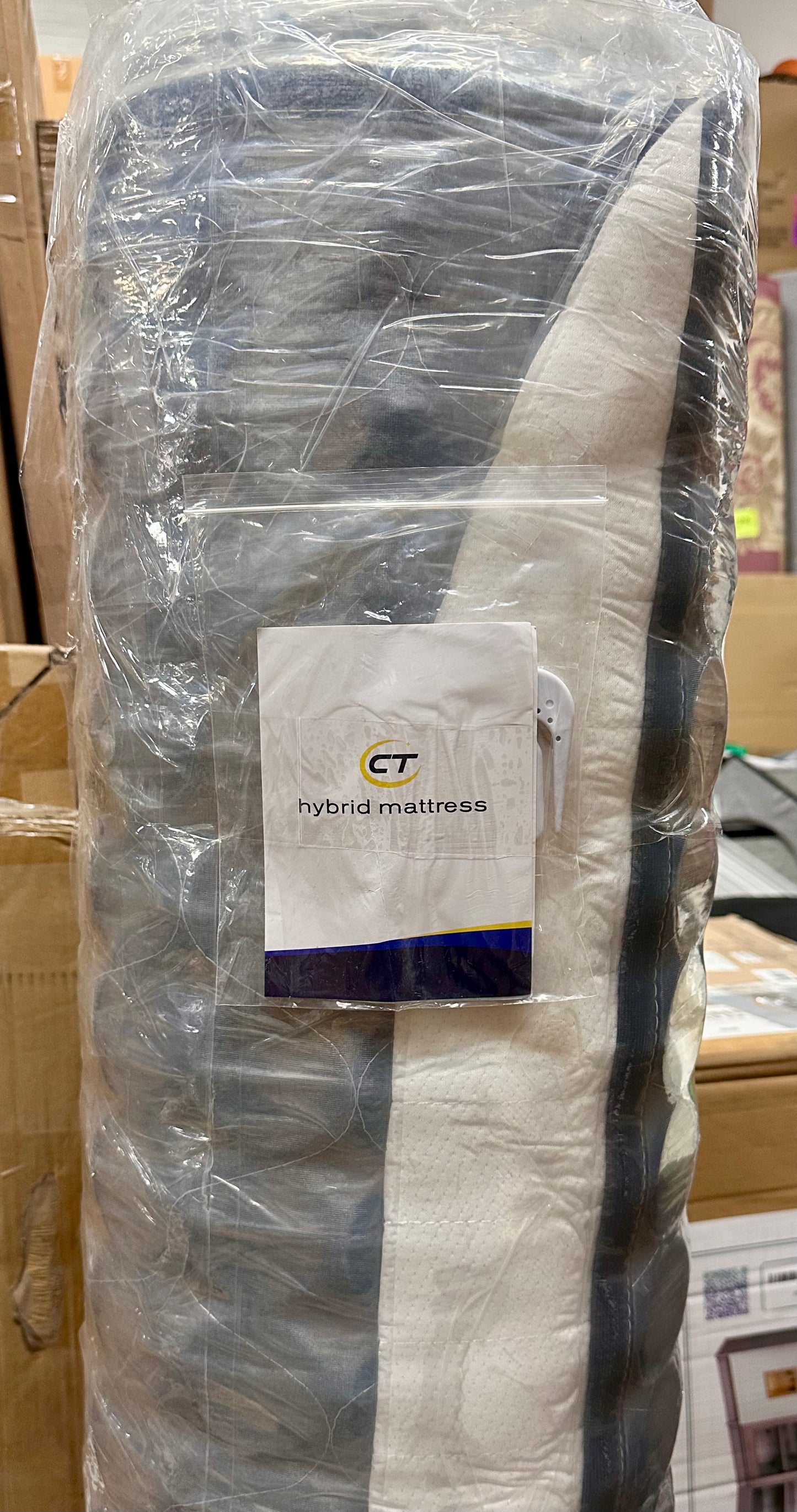 Queen Size Hybrid Mattress (B1073)